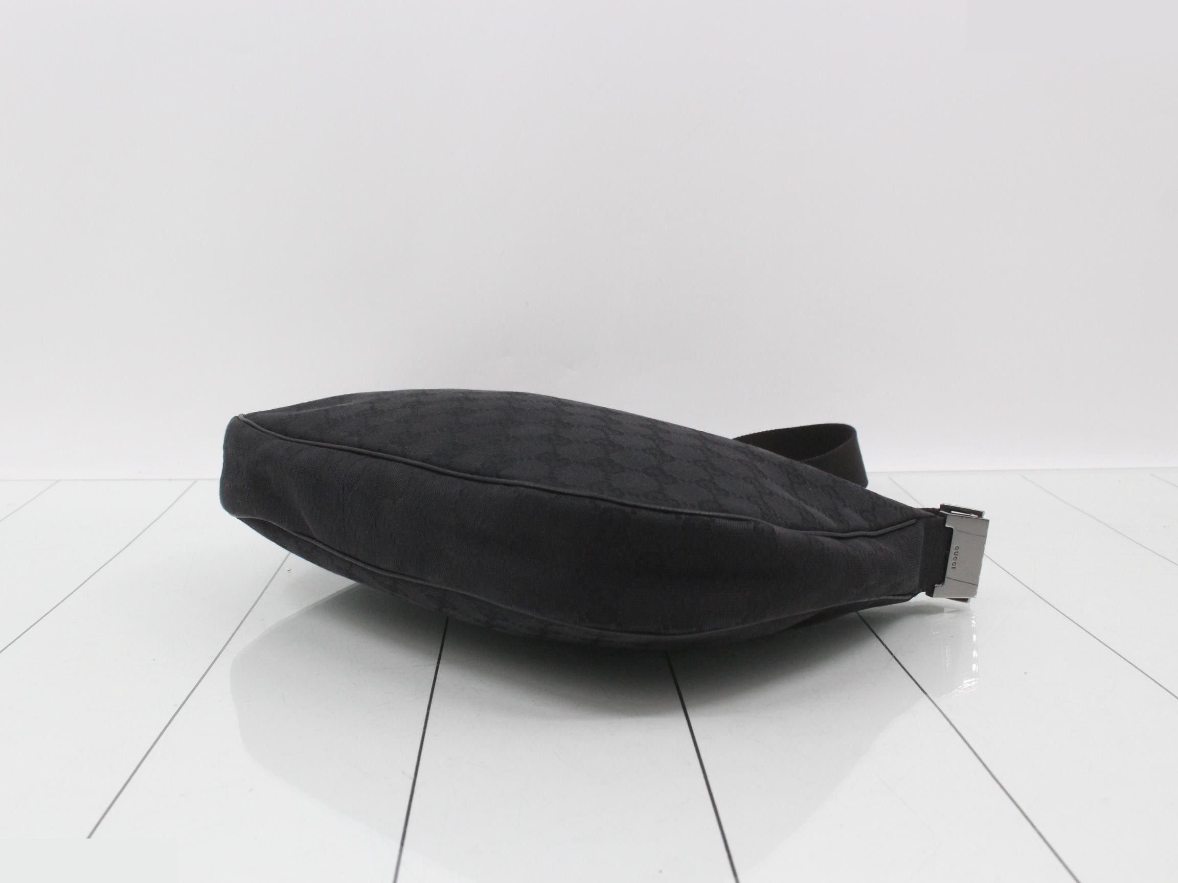 122790 GG Canvas Shoulder Bag, Black — view 6