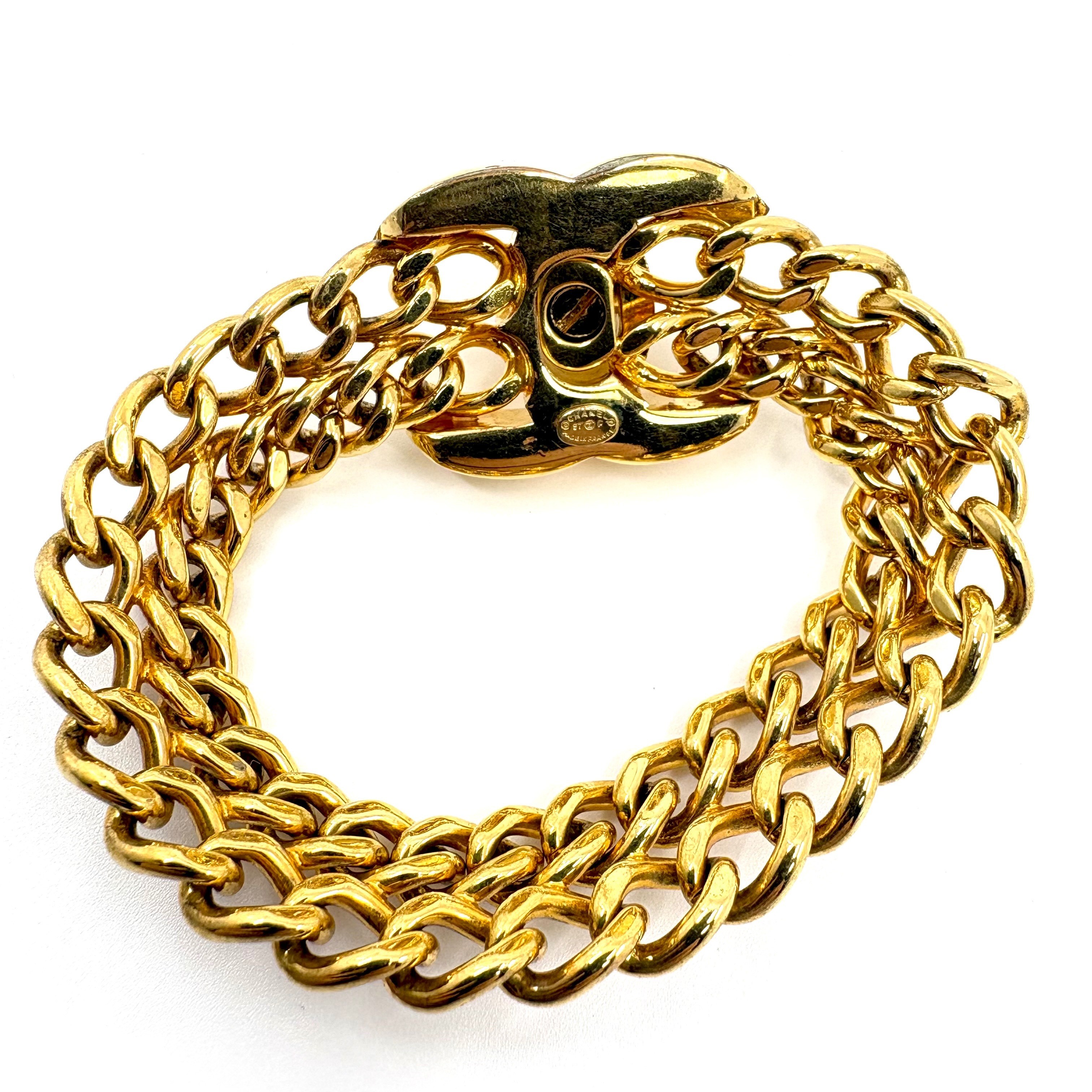 Turnlock Cuban link double chain (precious metal), bracelet, bangle (metal) — view 3