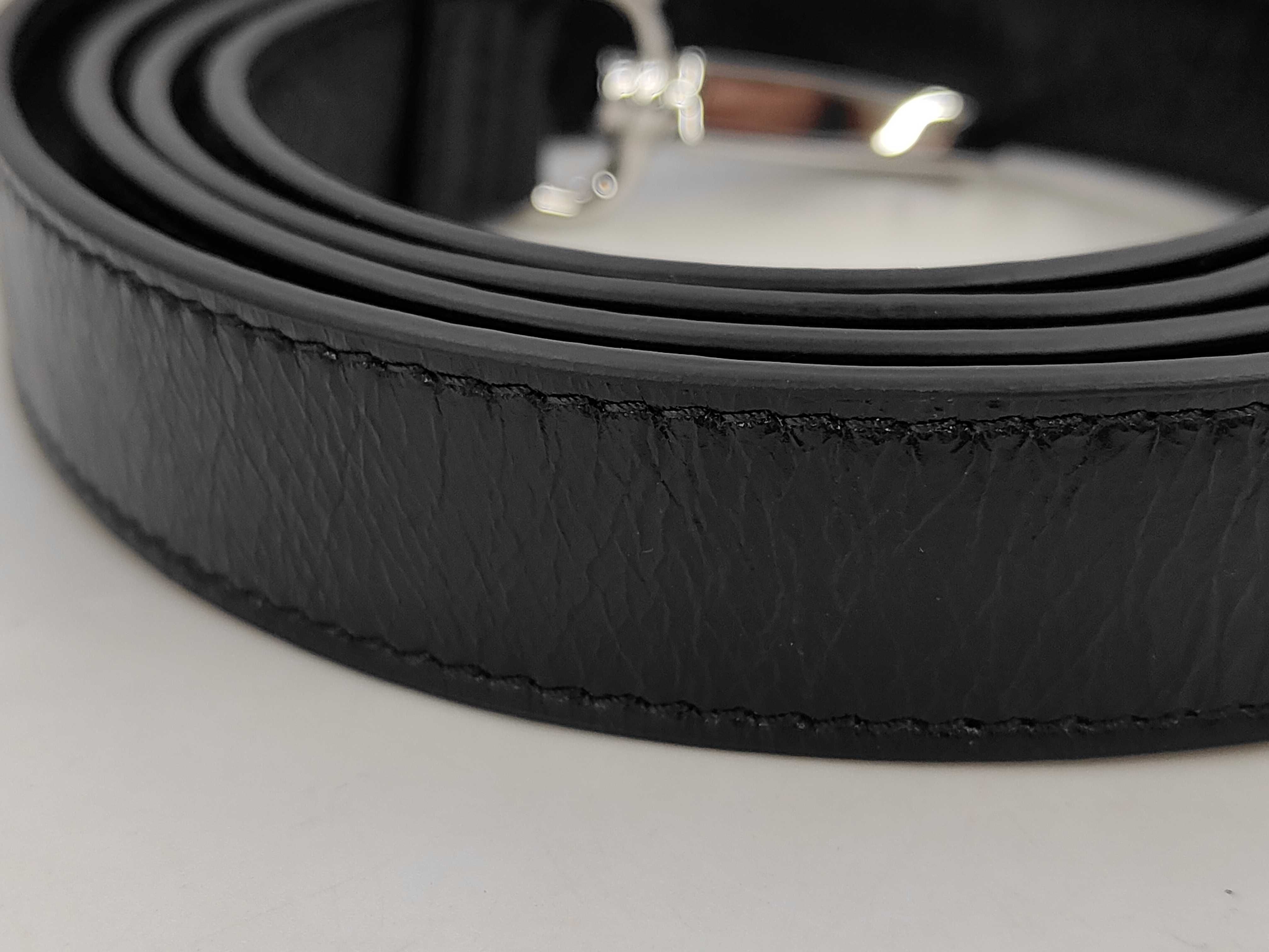 2VH216 Bonnie Leather Shoulder Bag, Black, with dust bag and strap. — view 12