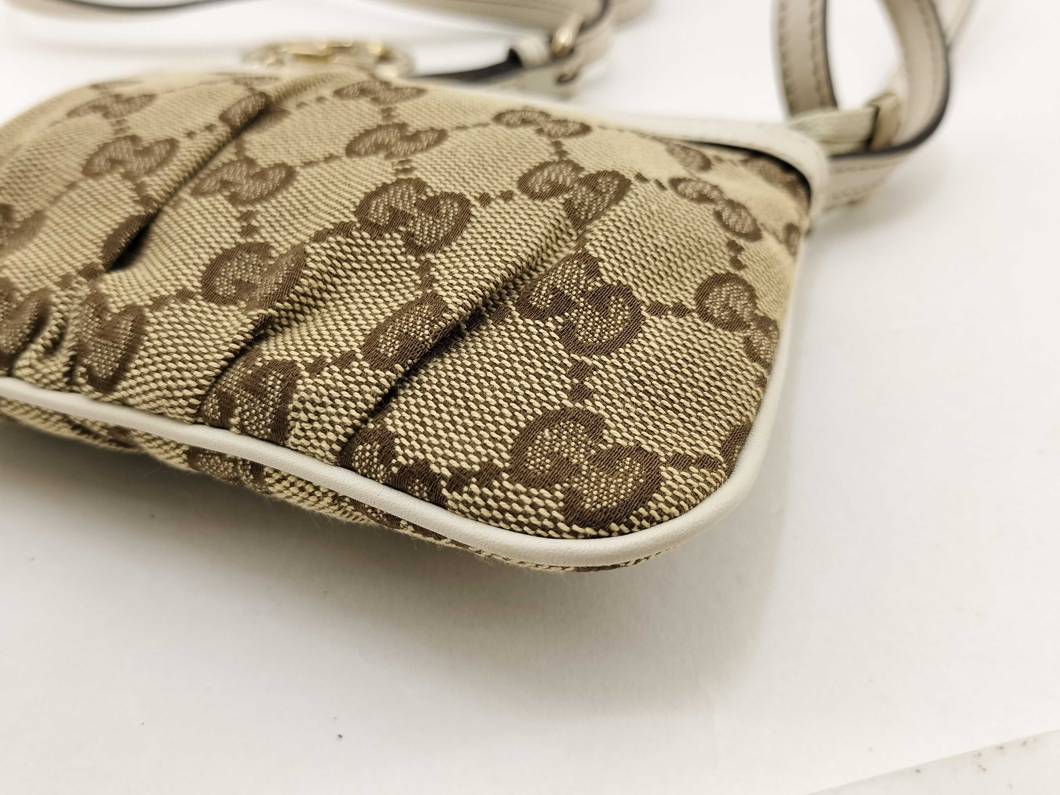 GG Canvas Bag Shoulder Bag — view 5