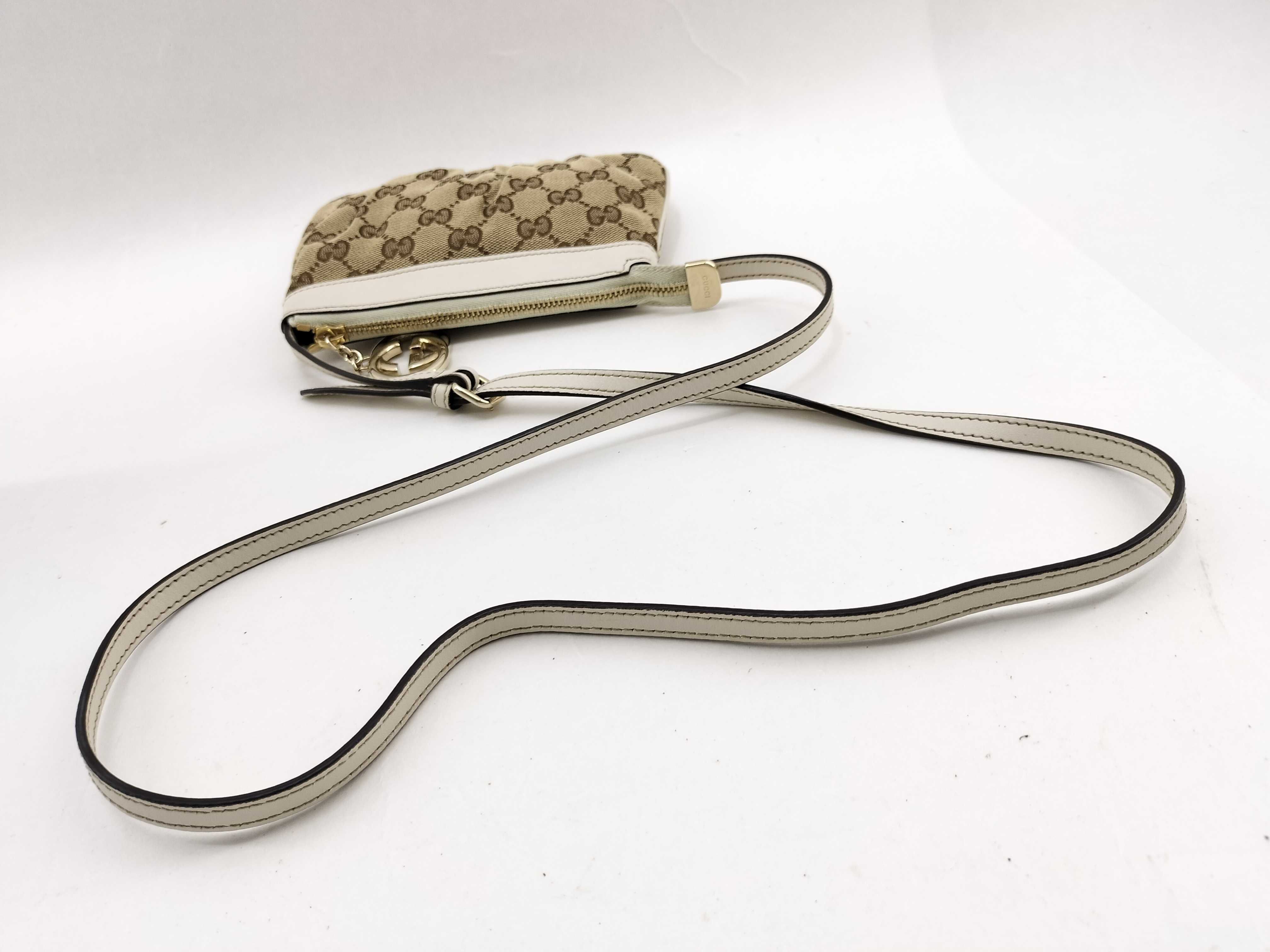 GG Canvas Bag Shoulder Bag — view 7