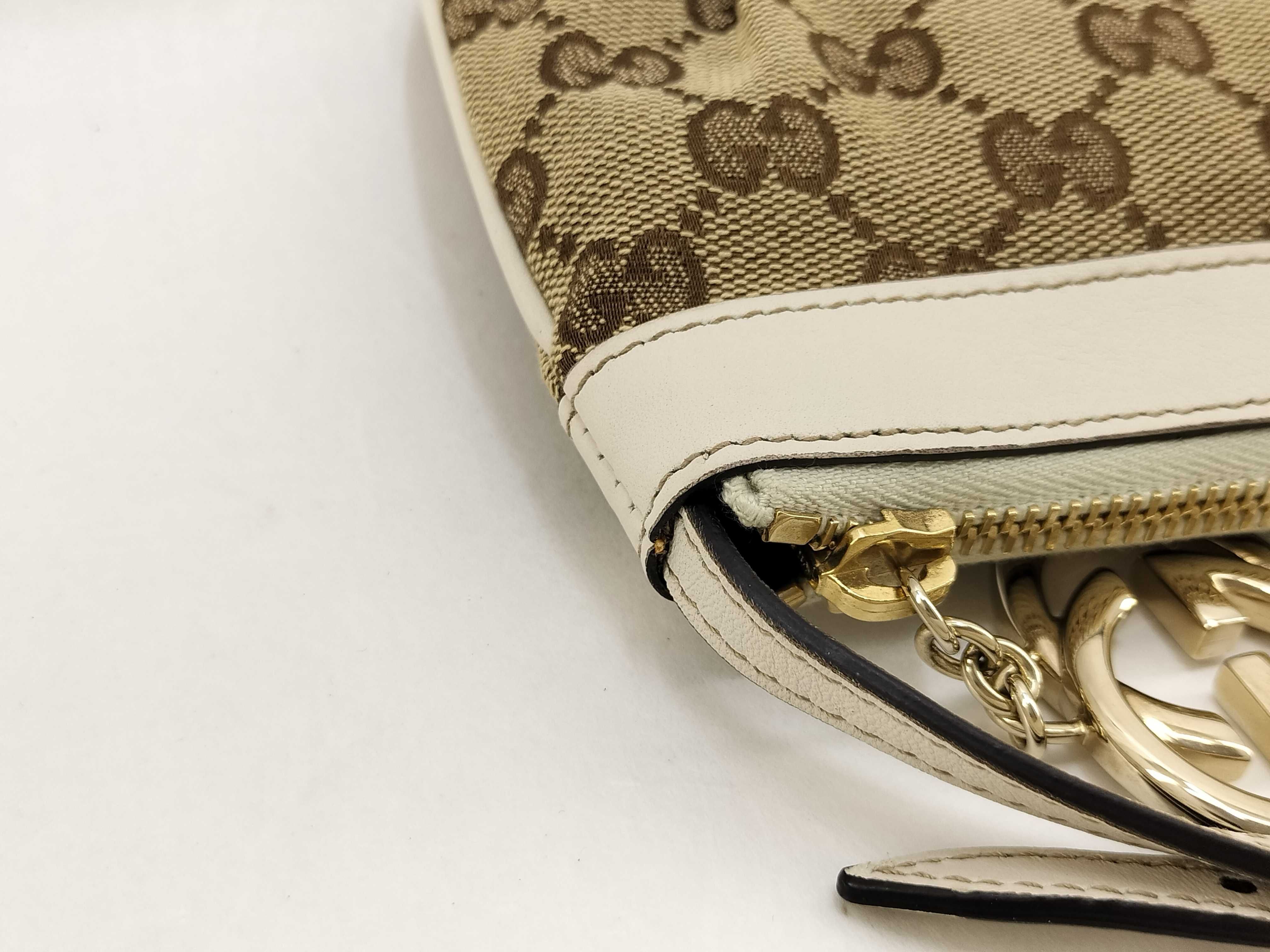 GG Canvas Bag Shoulder Bag — view 8