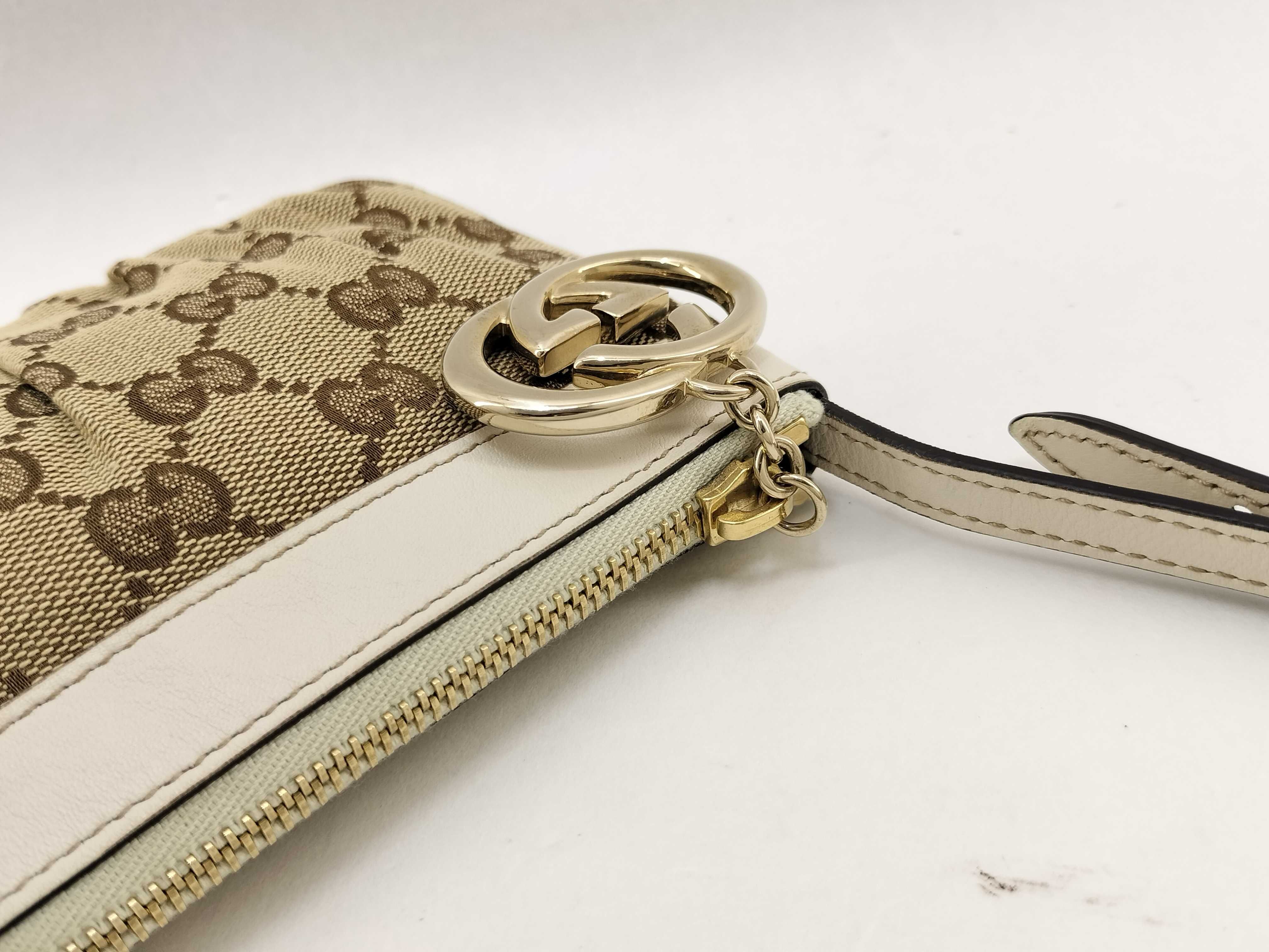 GG Canvas Bag Shoulder Bag — view 9