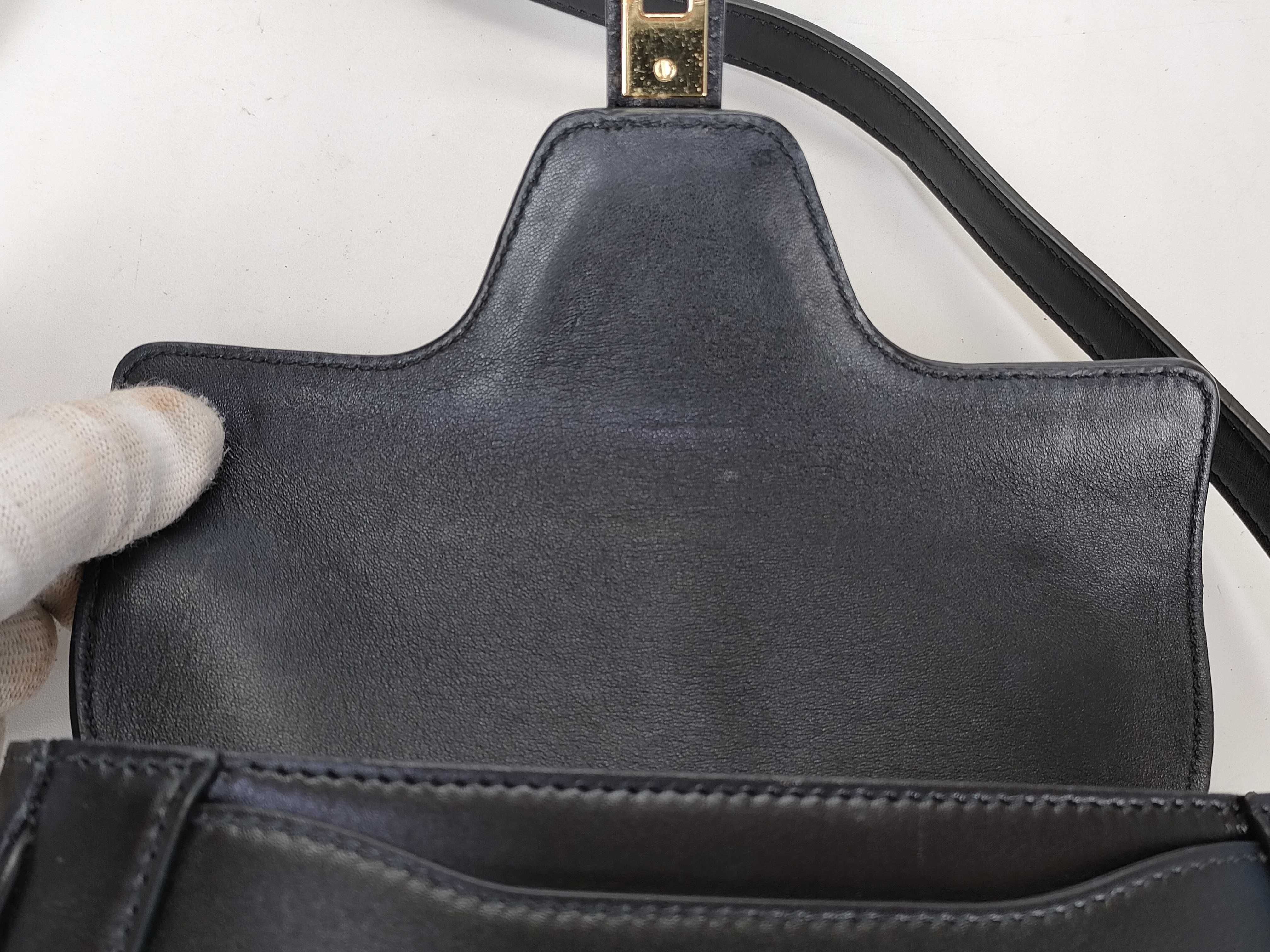 Small Besace 16 Seize Black Shoulder Bag — view 8