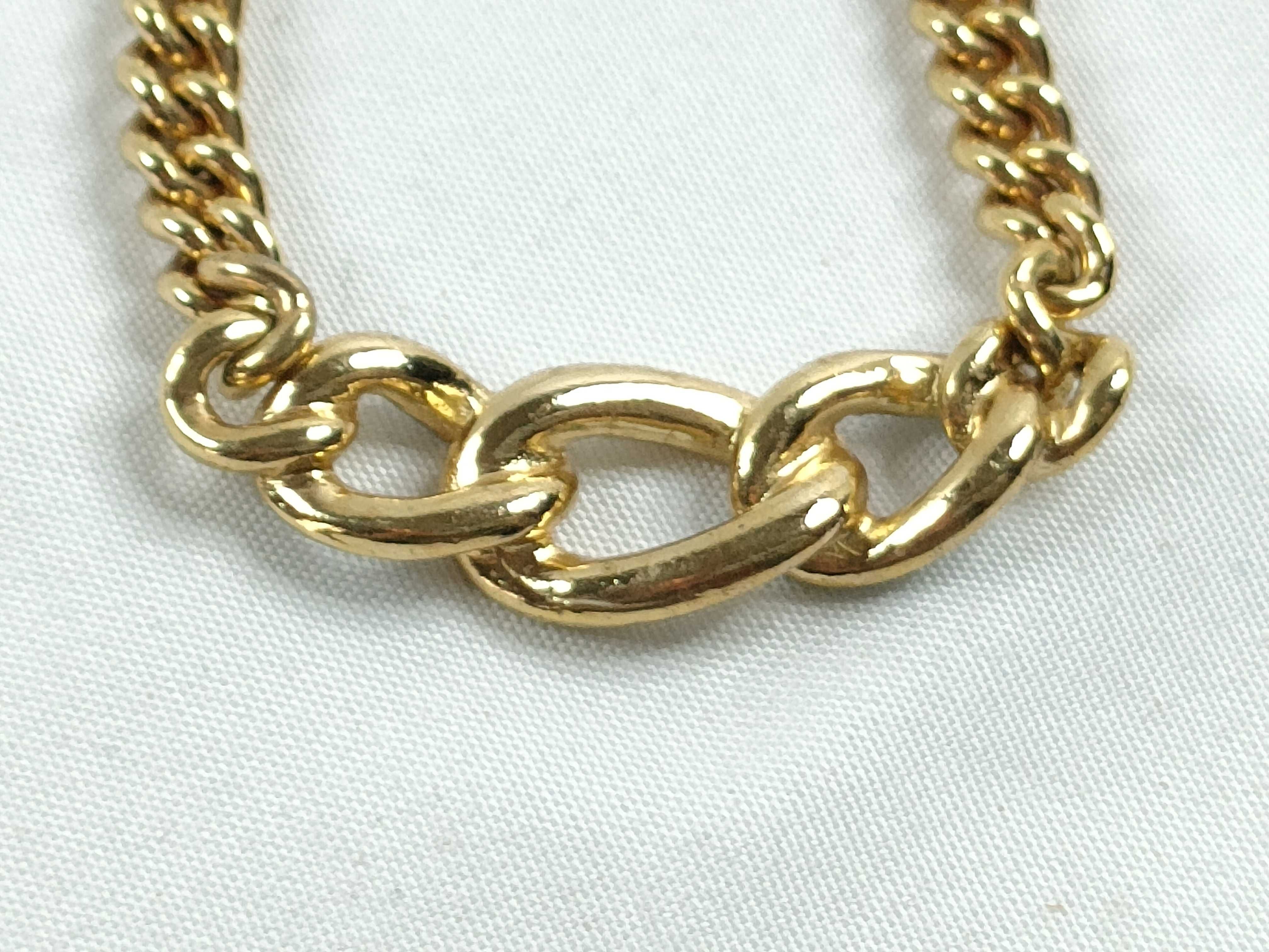Christian necklace, chain motif, black and gold necklace — view 2