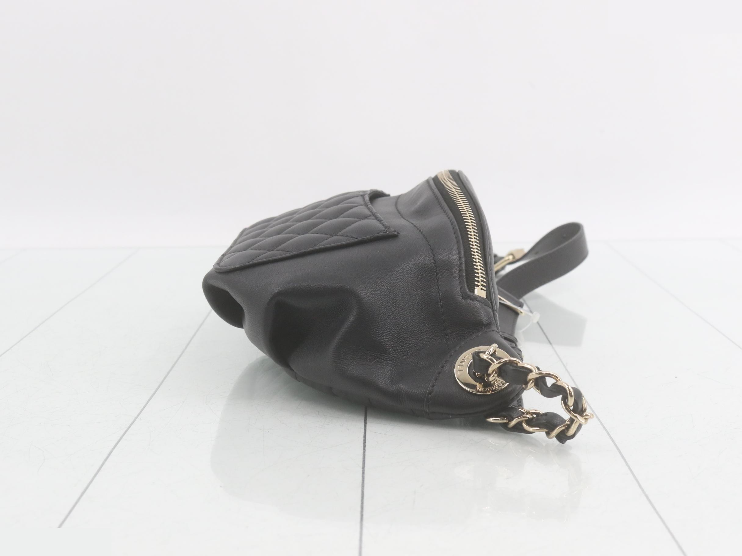Matelassé body bag, black bag — view 3