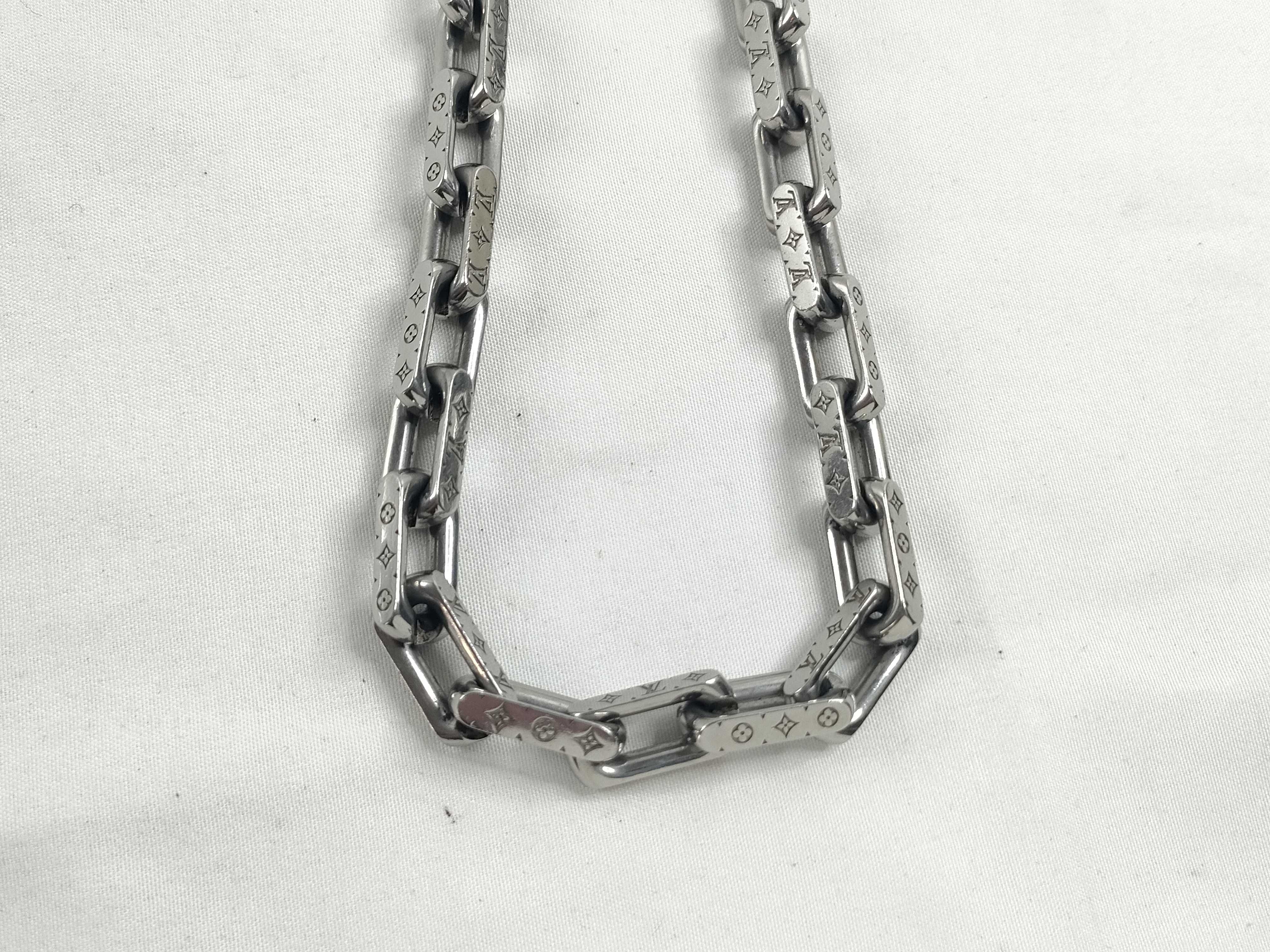 Vuitton Collier Chain Monogram Necklace