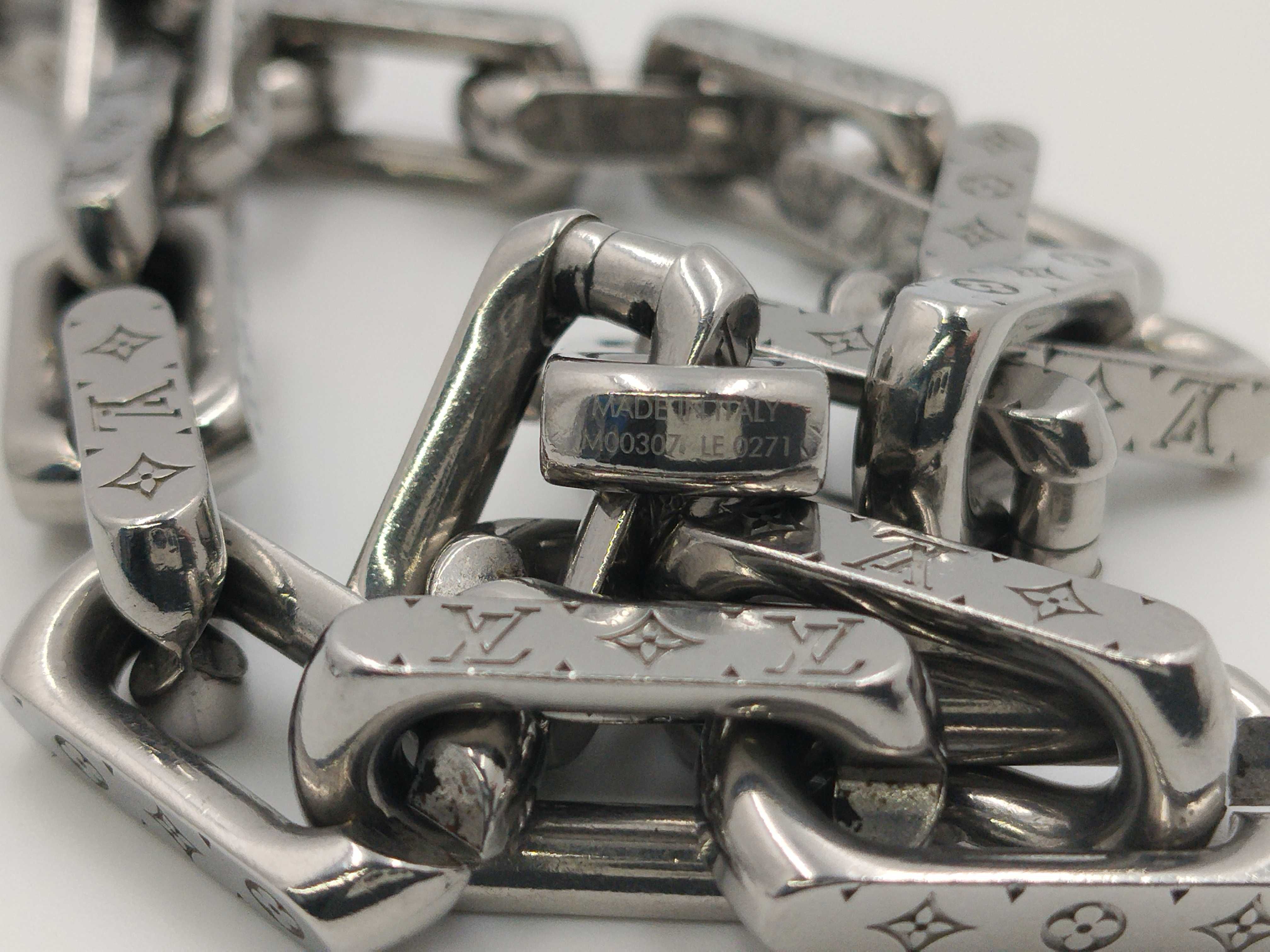 Vuitton Collier Chain Monogram Necklace — view 9