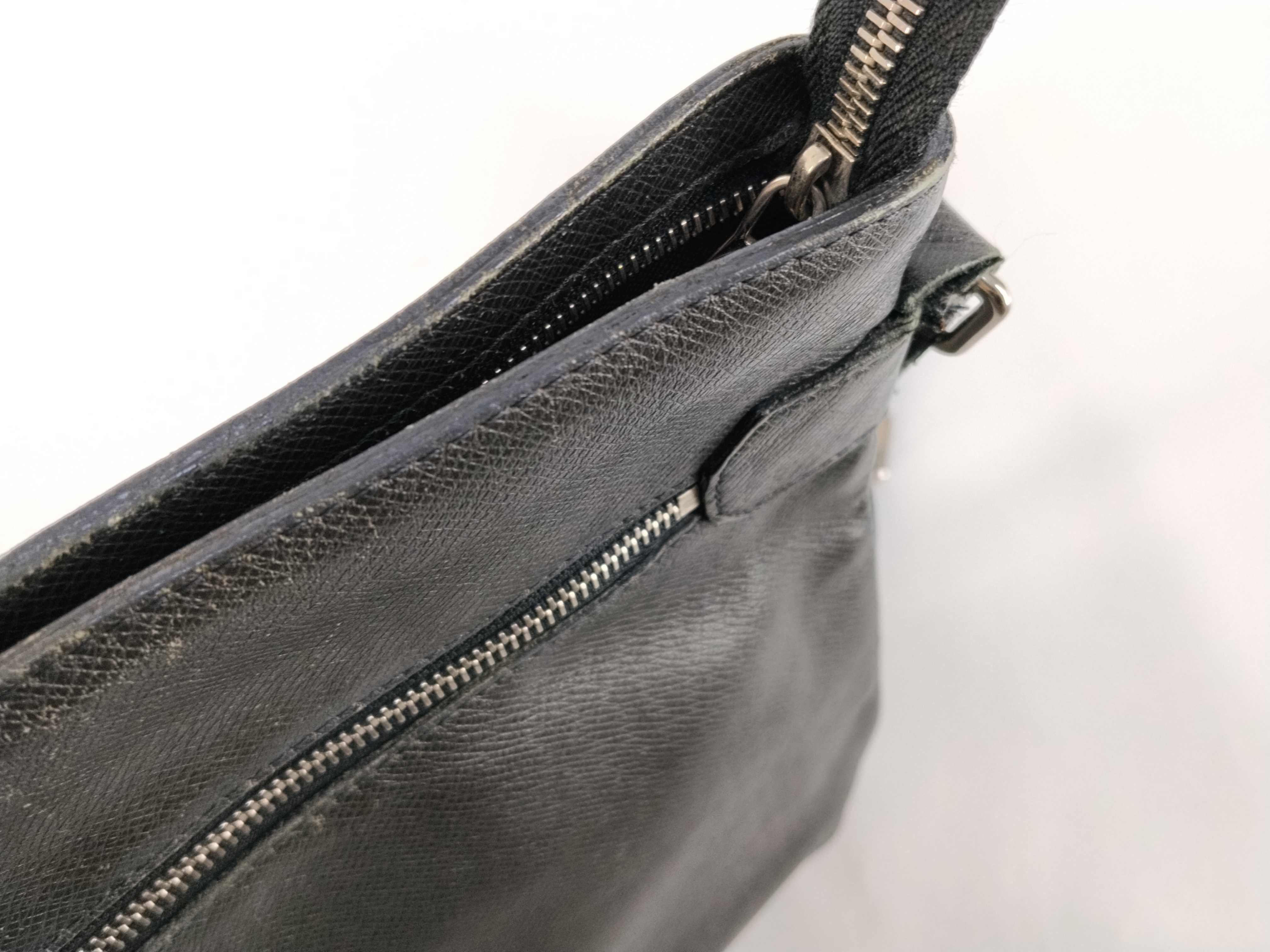 Taiga Shoulder Bag Sasha Ardoise M32712 — view 9