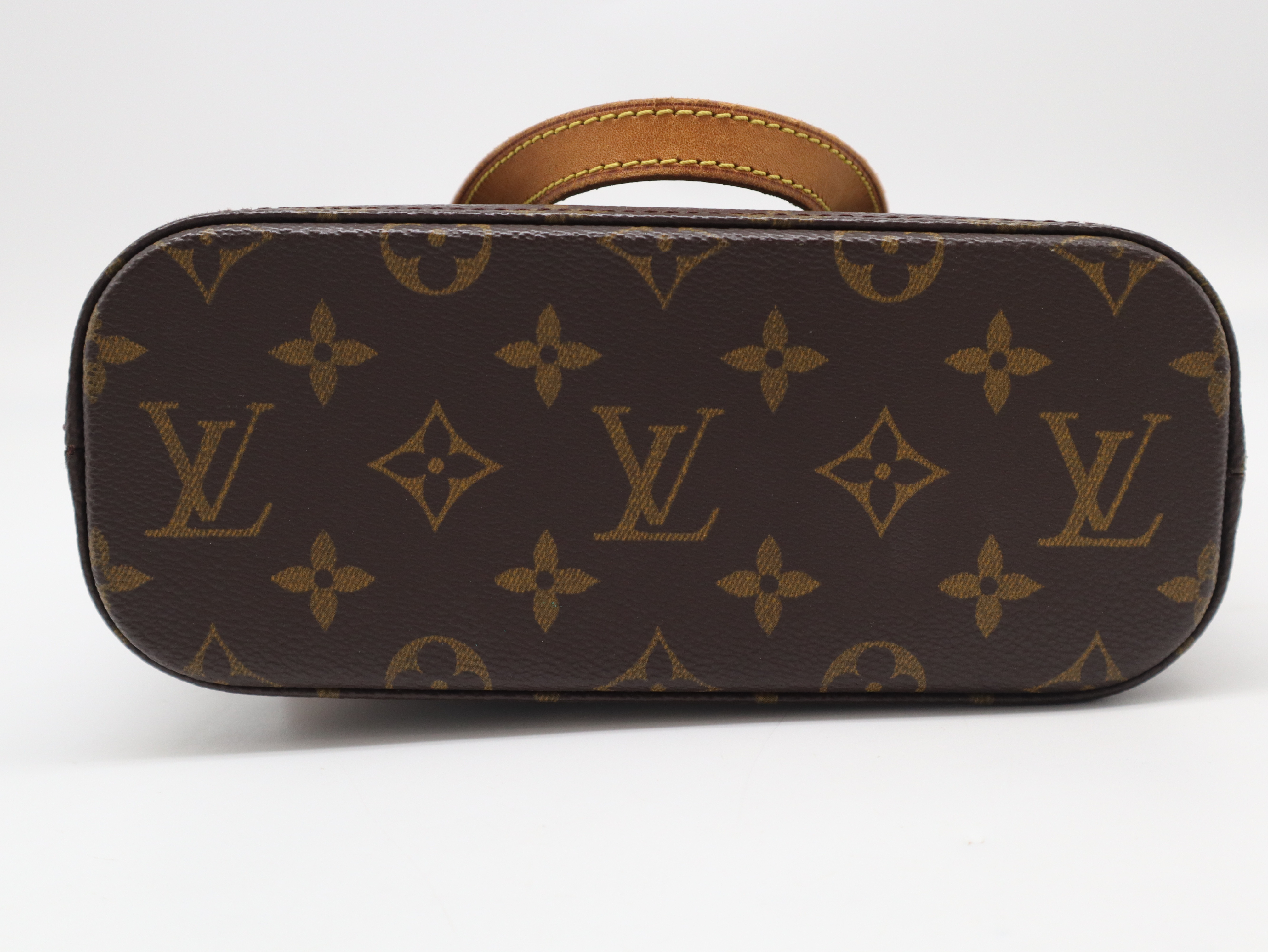 M51172 Monogram Vavin PM Handbag — view 5