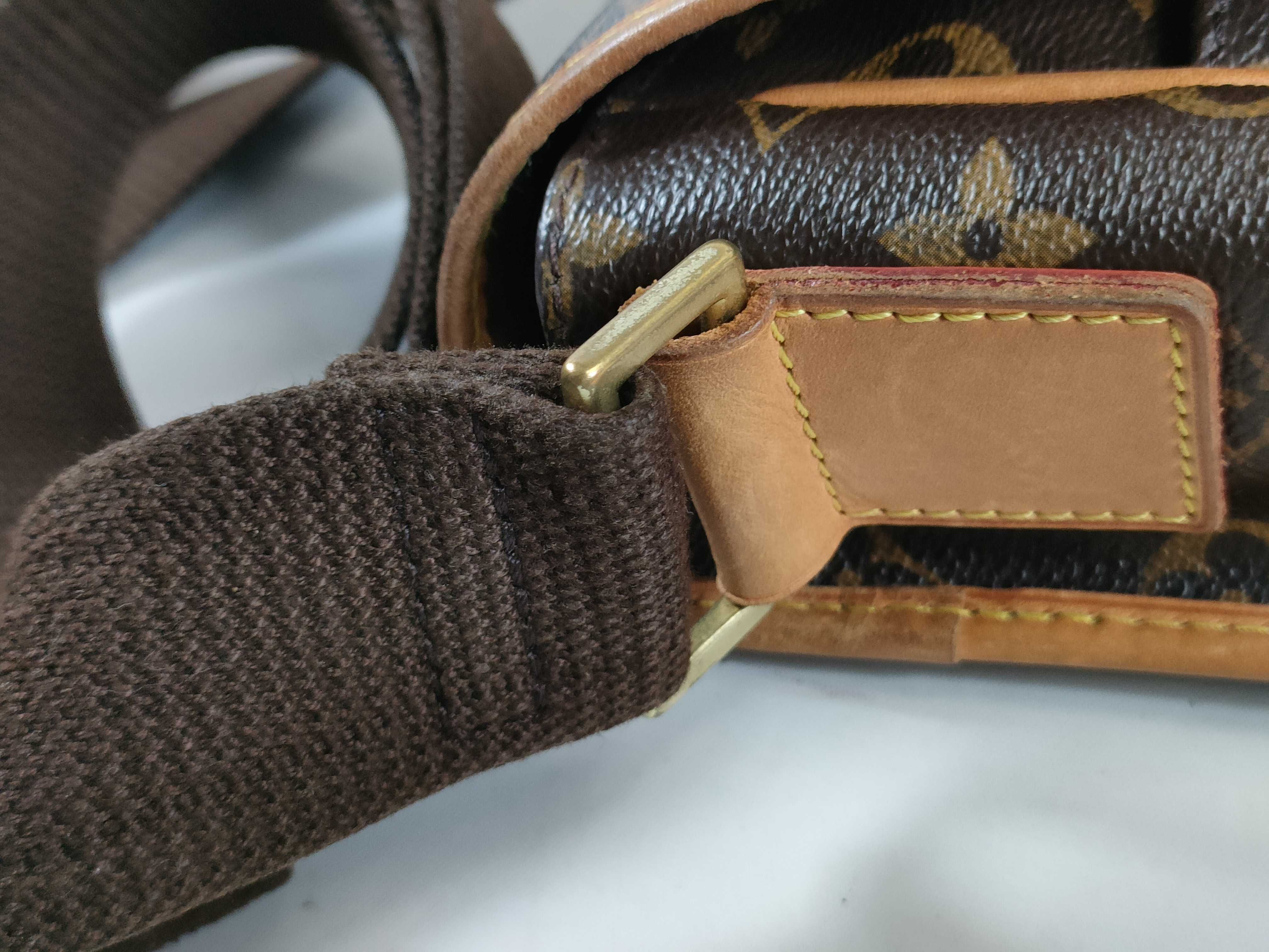 Monogram M40106 Messenger PM Shoulder Bag — view 5