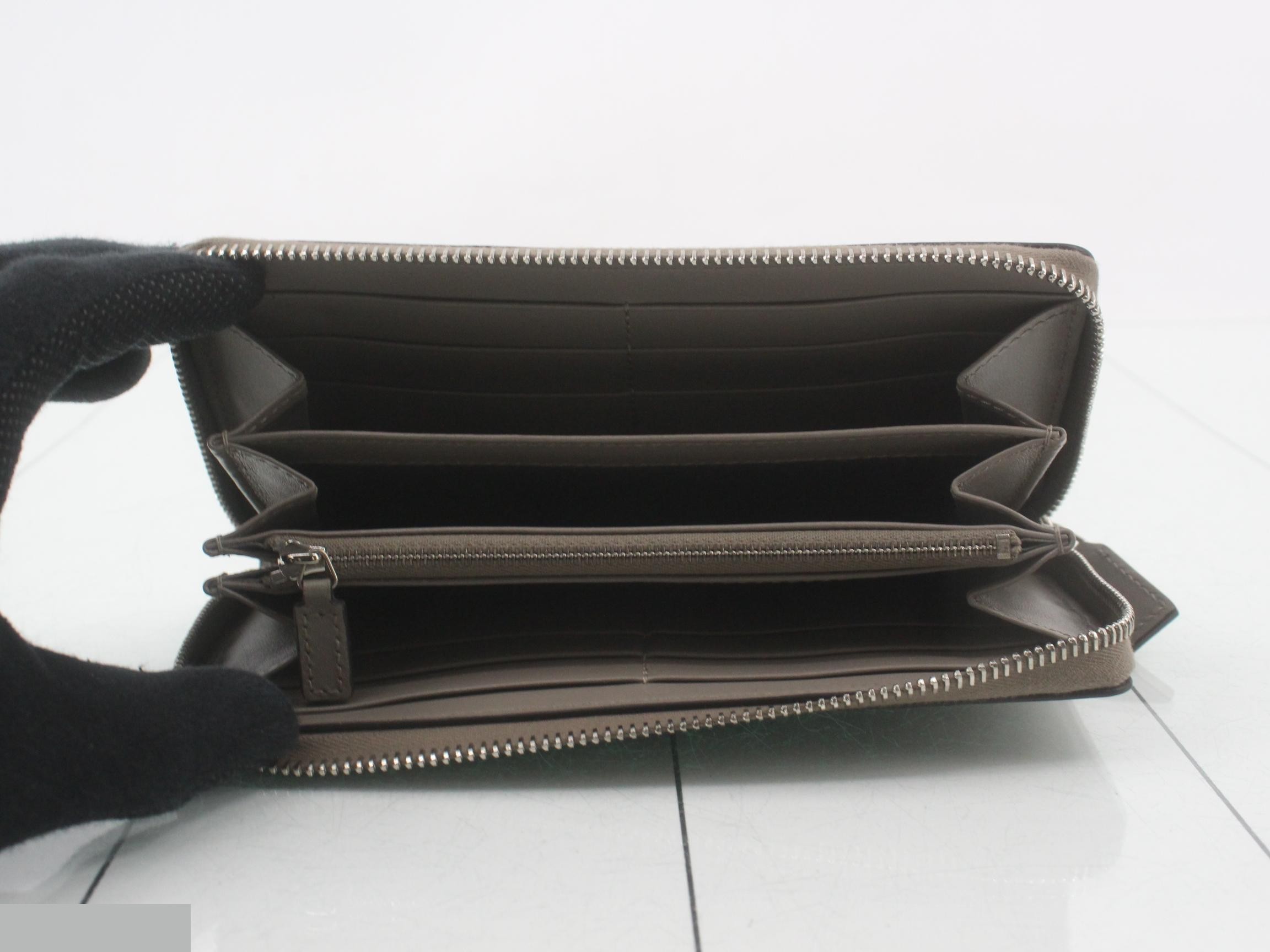 round zipper wallet, Horsebit — view 4