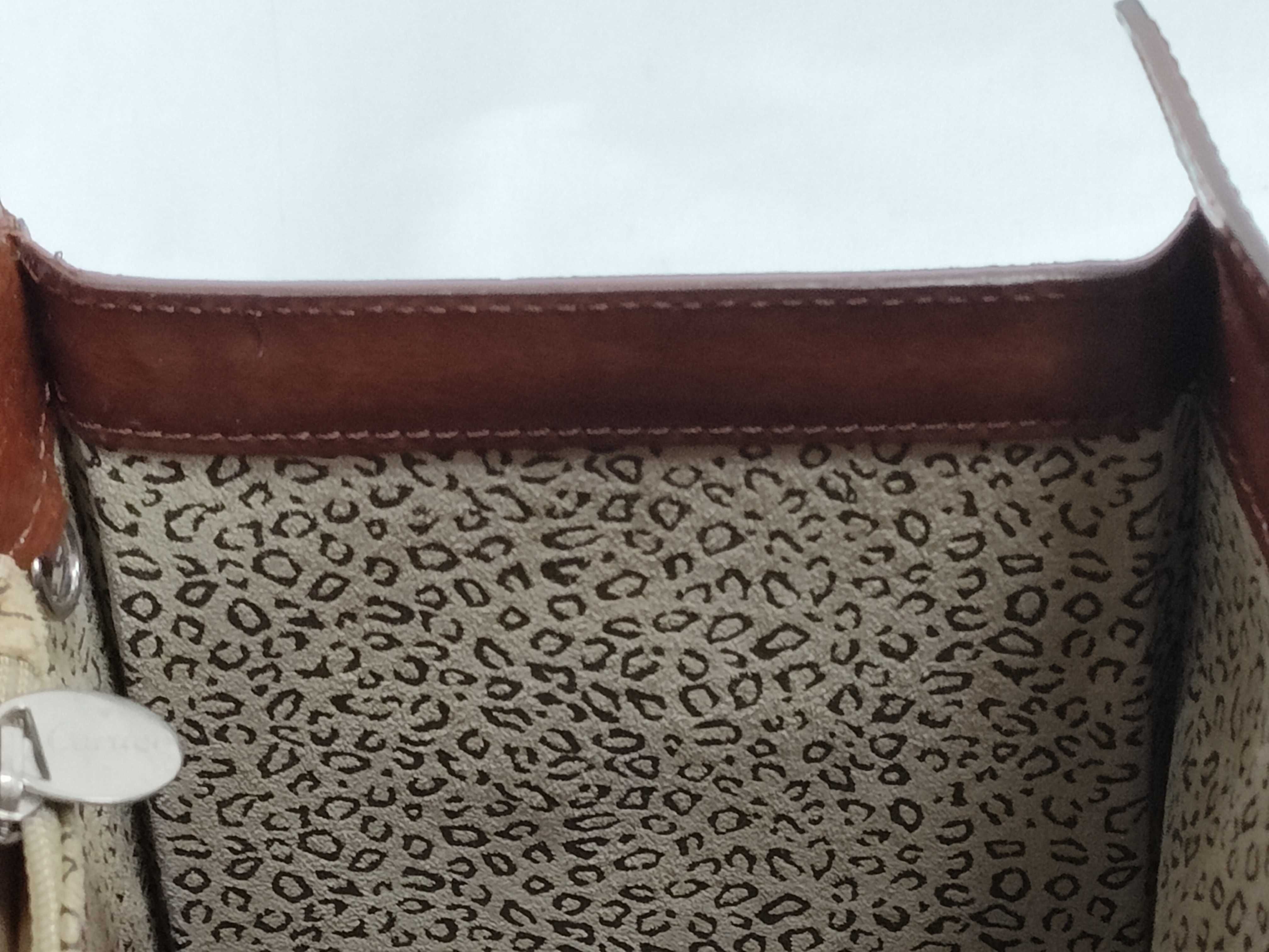 Panthère Leather Handbag, Brown — view 9
