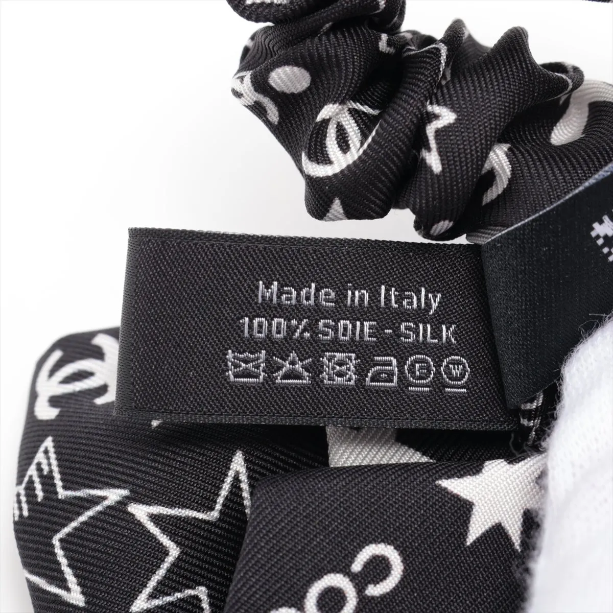 Coco Mark Star Scrunchie, Silk, Black, — view 4