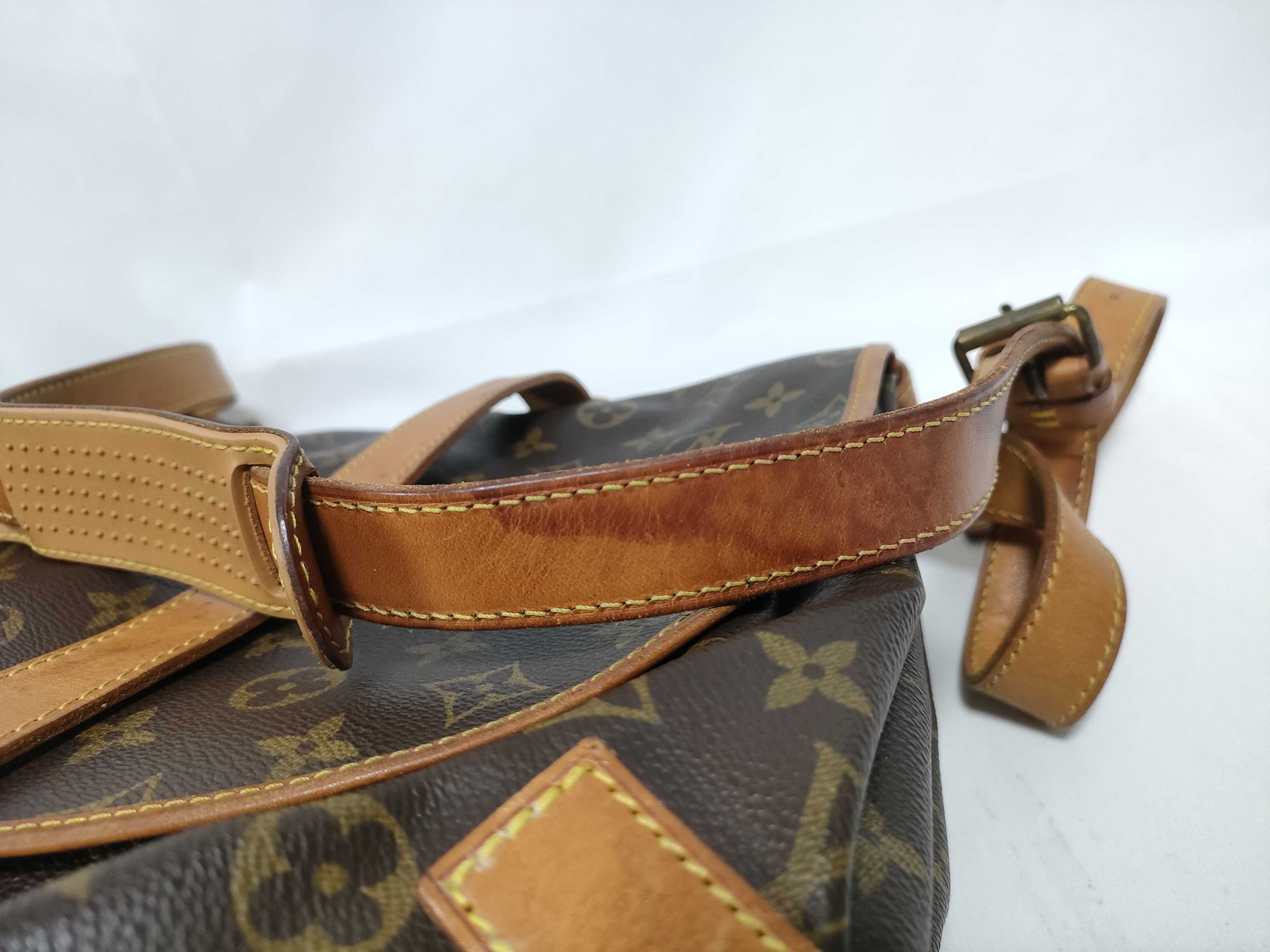 Monogram Saumur 40 AR0901 Shoulder Bag — view 6