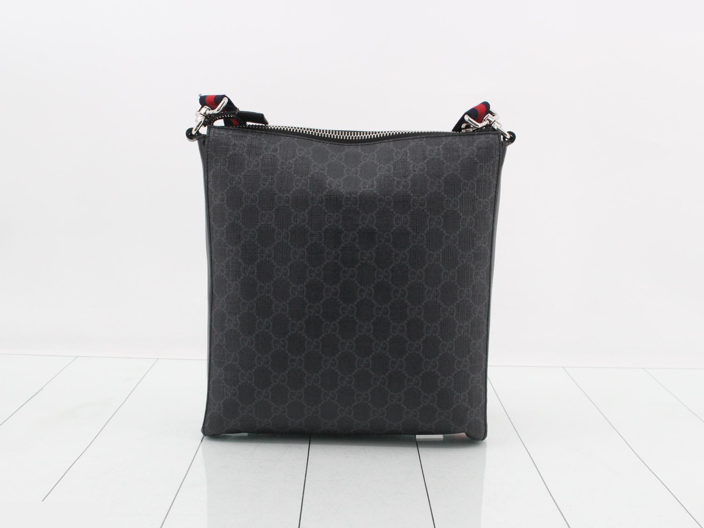 GG Supreme Shoulder Bag 474137 — view 2