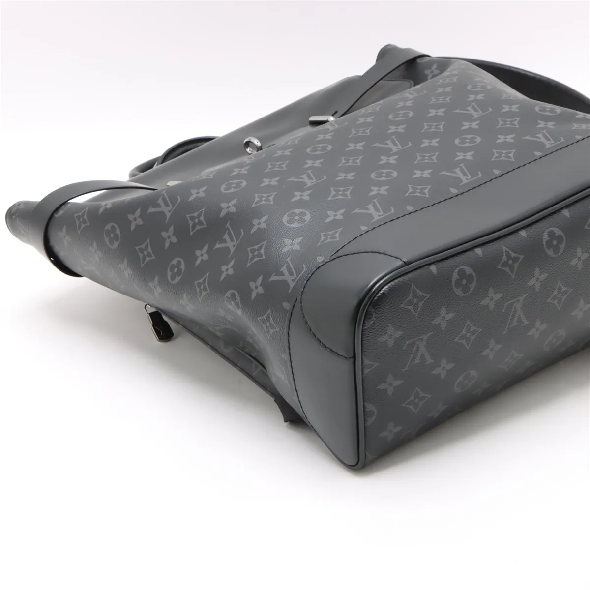 Monogram Eclipse Steamer Backpack M44052 TR5109 Black RFID Reactive — view 4