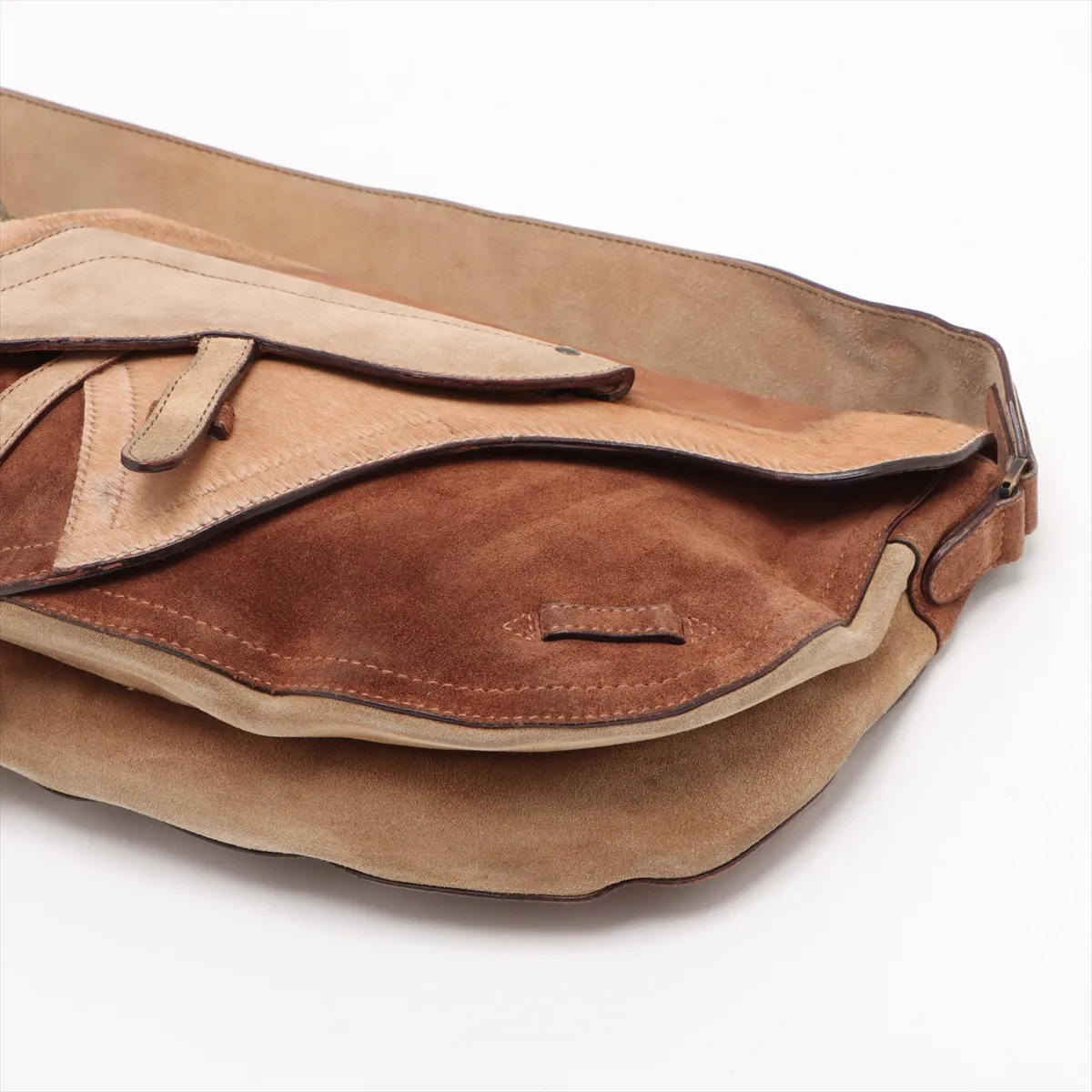 Saddle Bag Haraco x Suede Shoulder Bag Beige x Brown — view 3