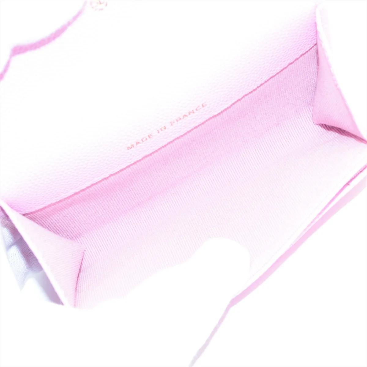 Matelasse caviar skin card case pink gold hardware PUU5JJGG — view 4