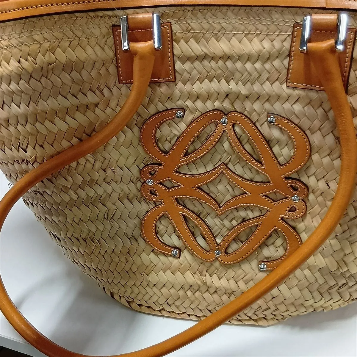 Basket Medium Raffia x Leather Basket Bag Beige x Brown — view 13