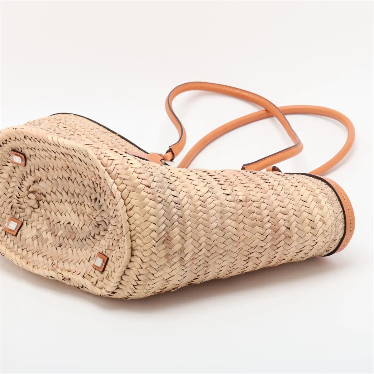 Basket Medium Raffia x Leather Basket Bag Beige x Brown — view 3