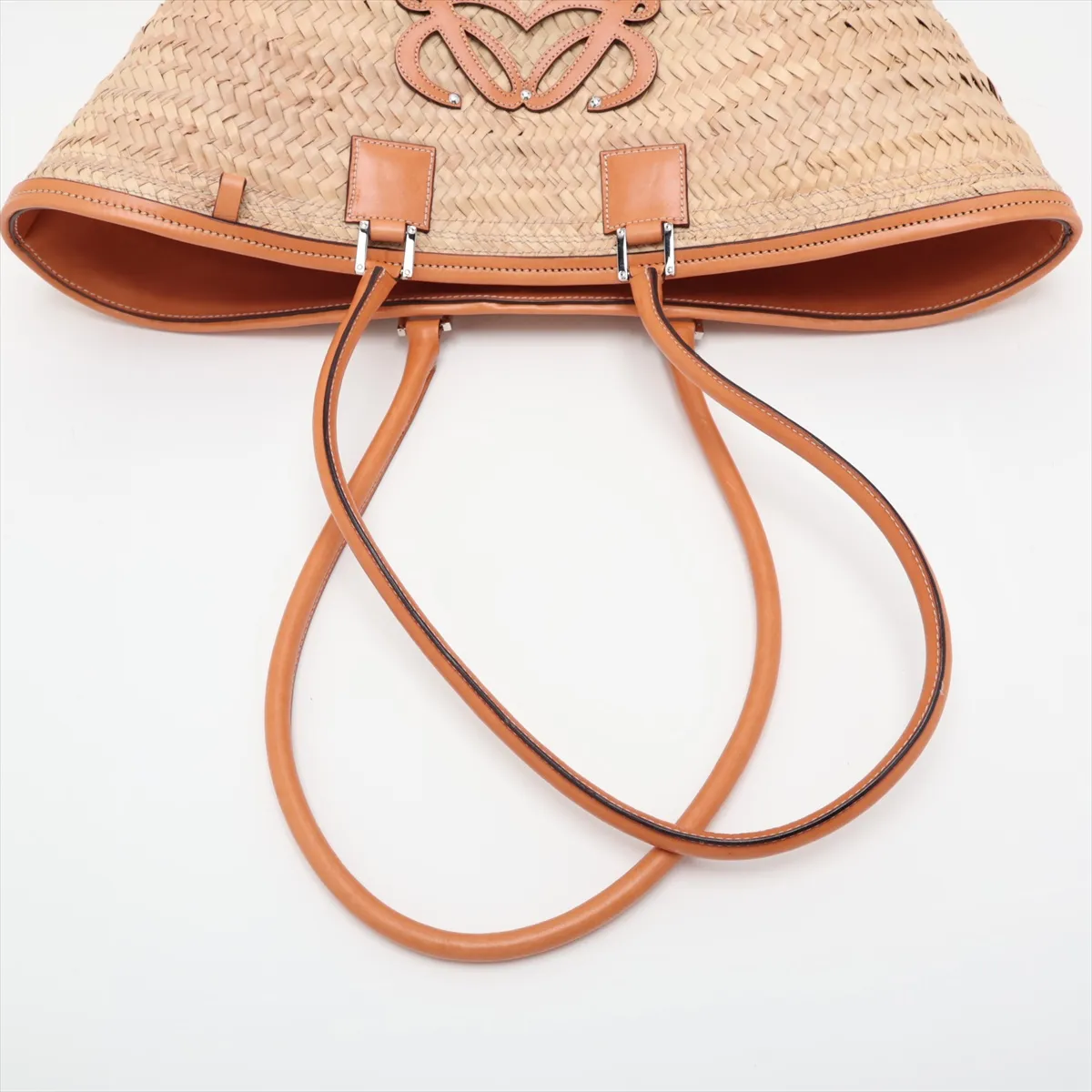 Basket Medium Raffia x Leather Basket Bag Beige x Brown — view 5