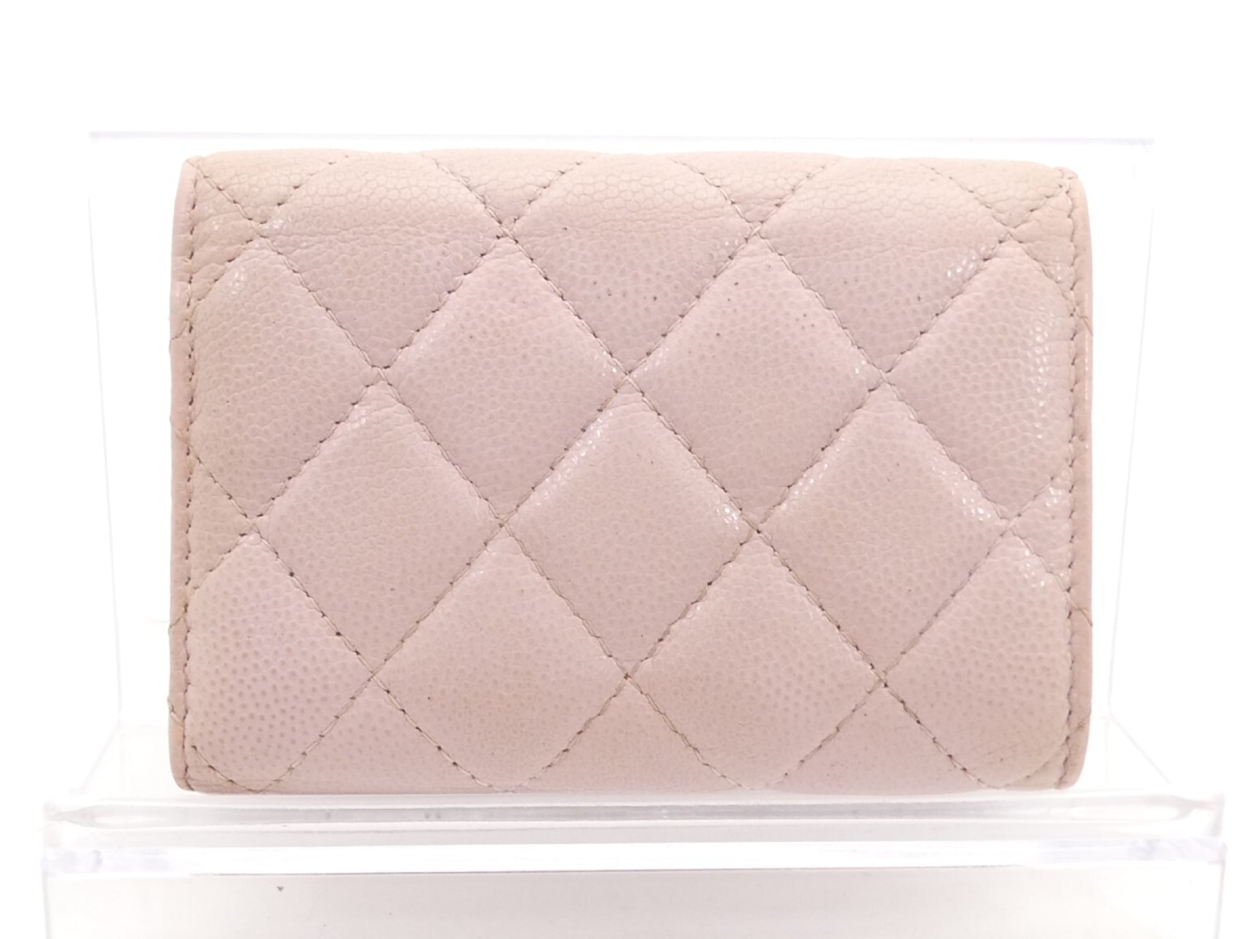 Matelassé Coco Mark Caviar Skin Tri-fold Wallet — view 2