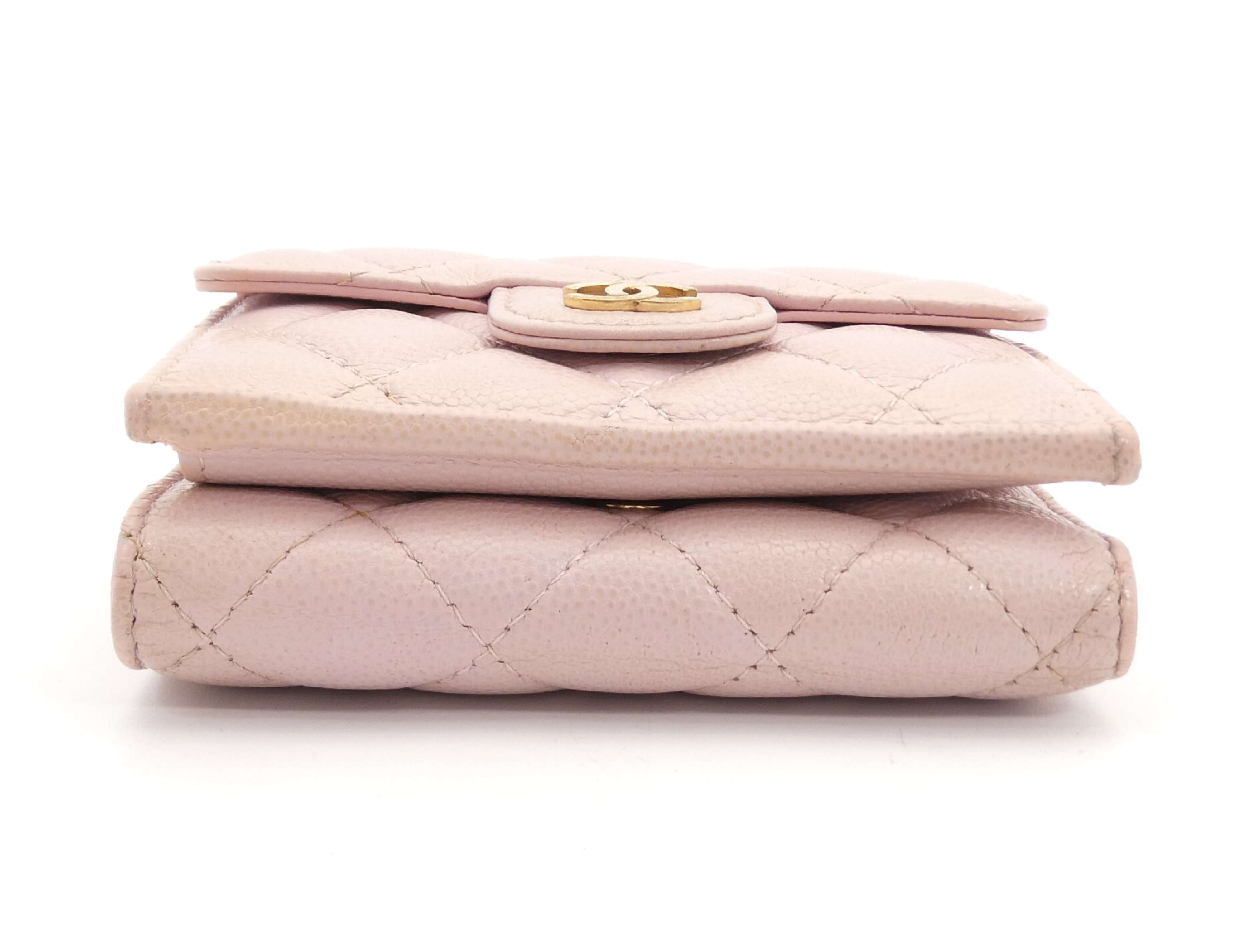 Matelassé Coco Mark Caviar Skin Tri-fold Wallet — view 5