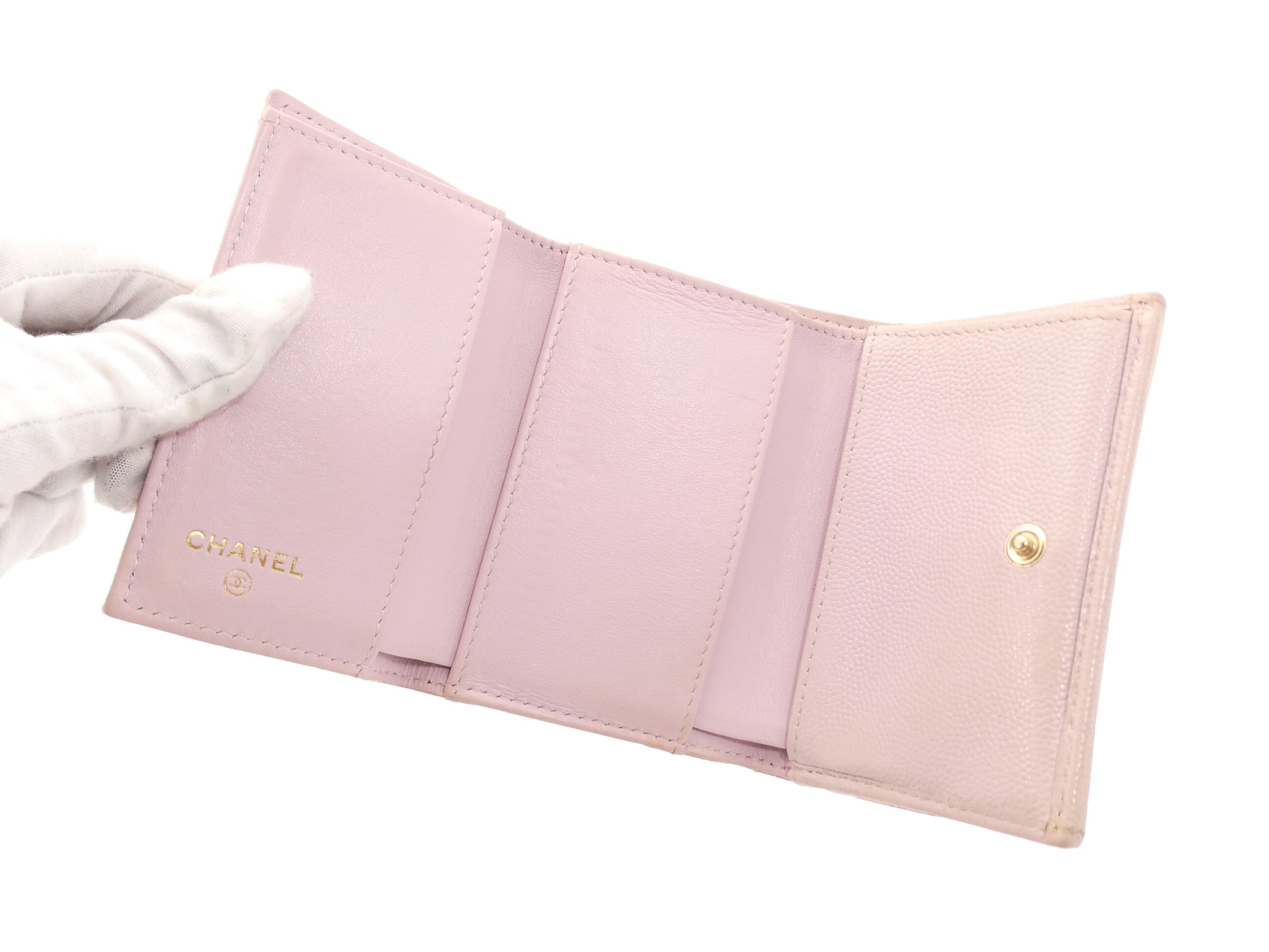 Matelassé Coco Mark Caviar Skin Tri-fold Wallet — view 6