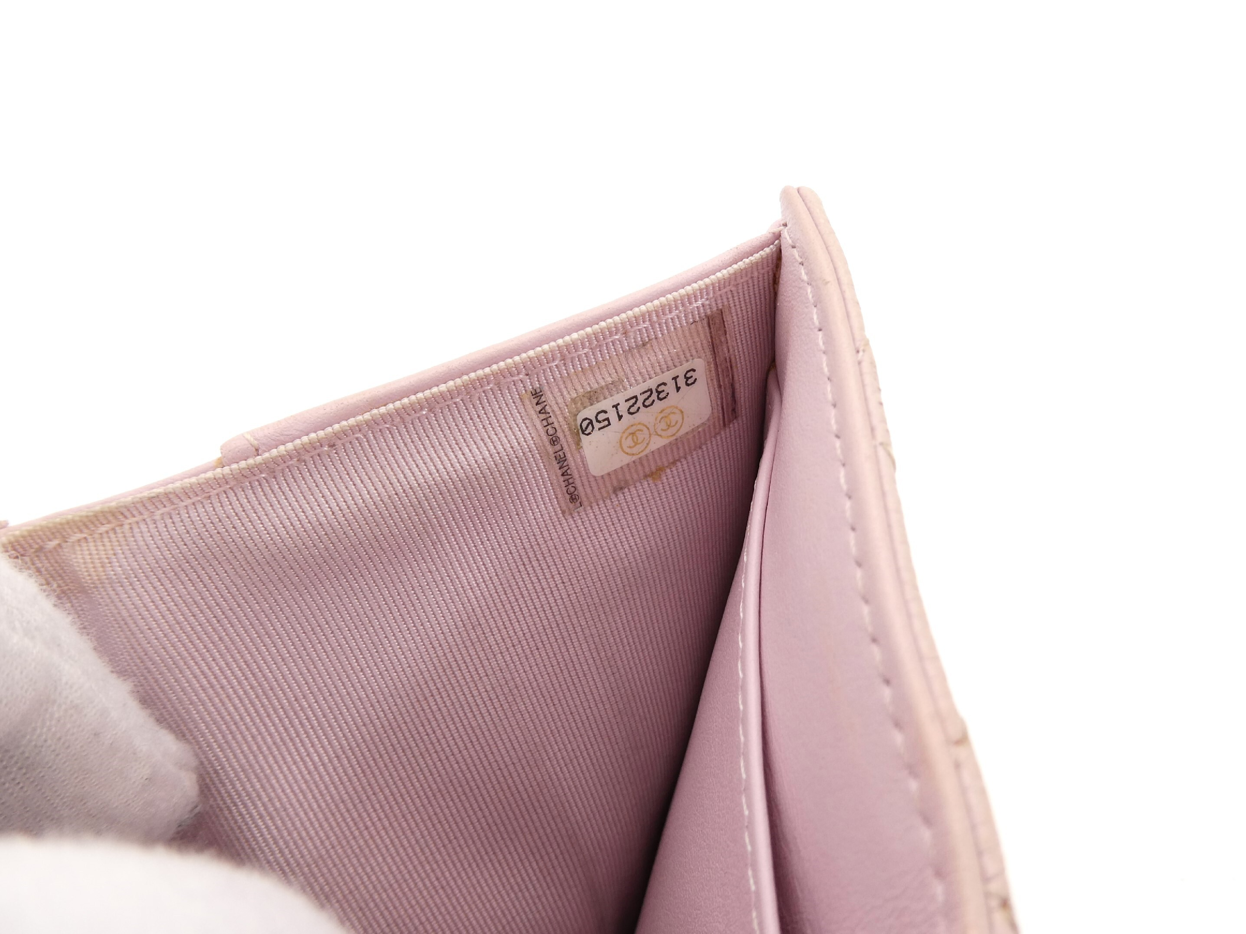 Matelassé Coco Mark Caviar Skin Tri-fold Wallet — view 9