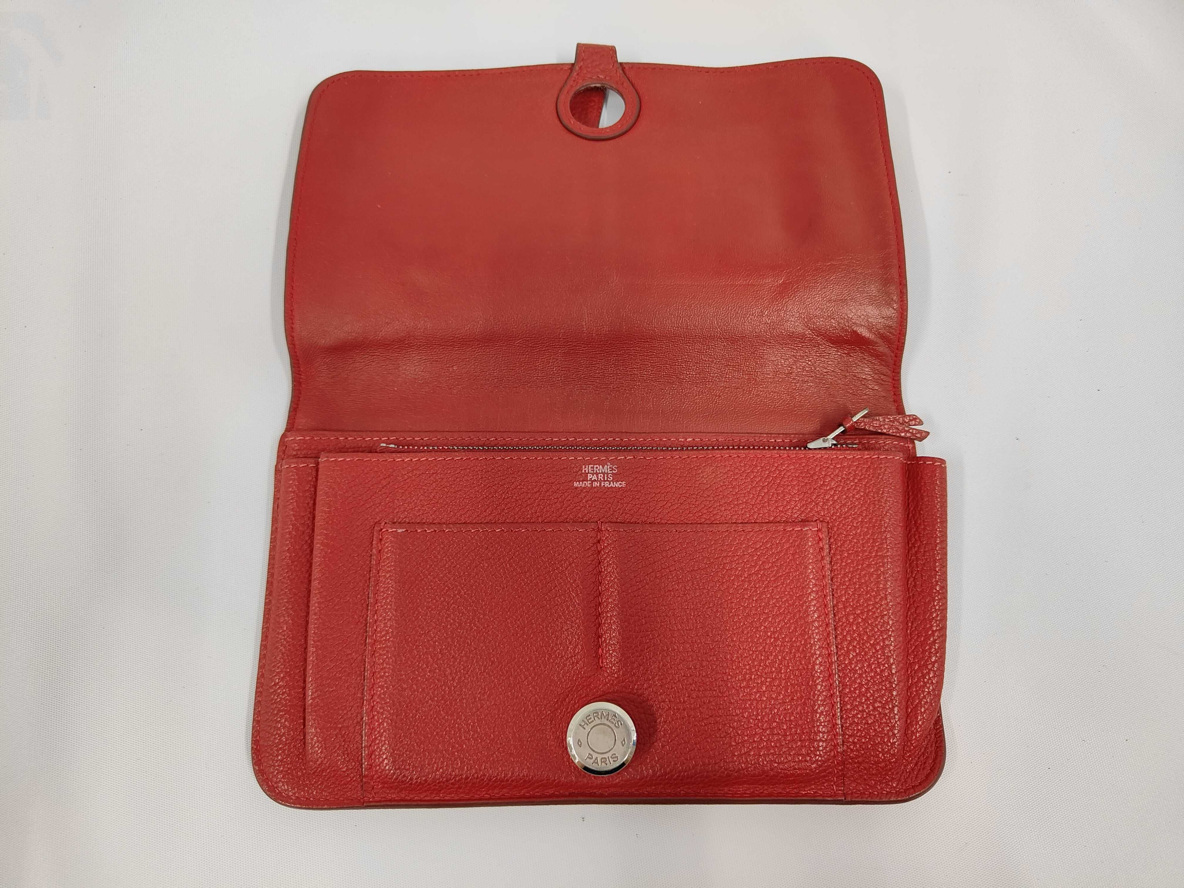 Dogon GM Red G Silver Hardware with Pouch and Other Accessories — view 6