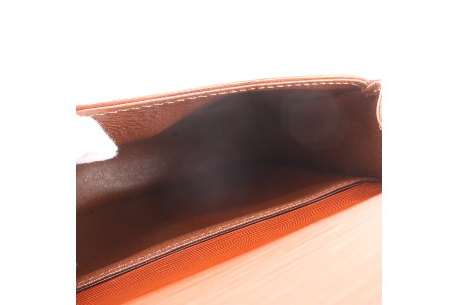 Epi Mini Saint Cloud M52213 Leather Shoulder Bag — view 7