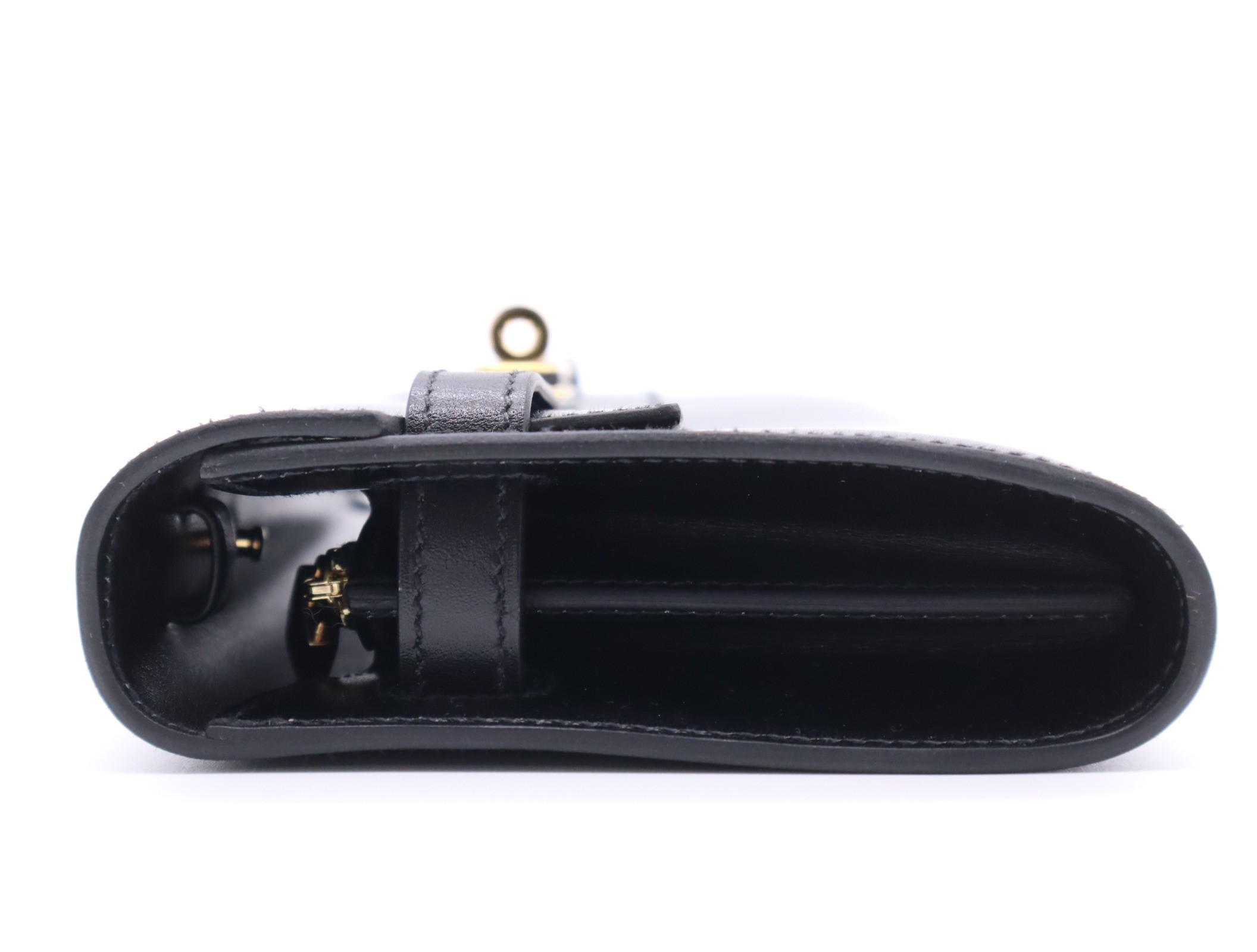 Leather Kelly To Go bag, includes shoulder strap, small dust bag, and box. — view 3