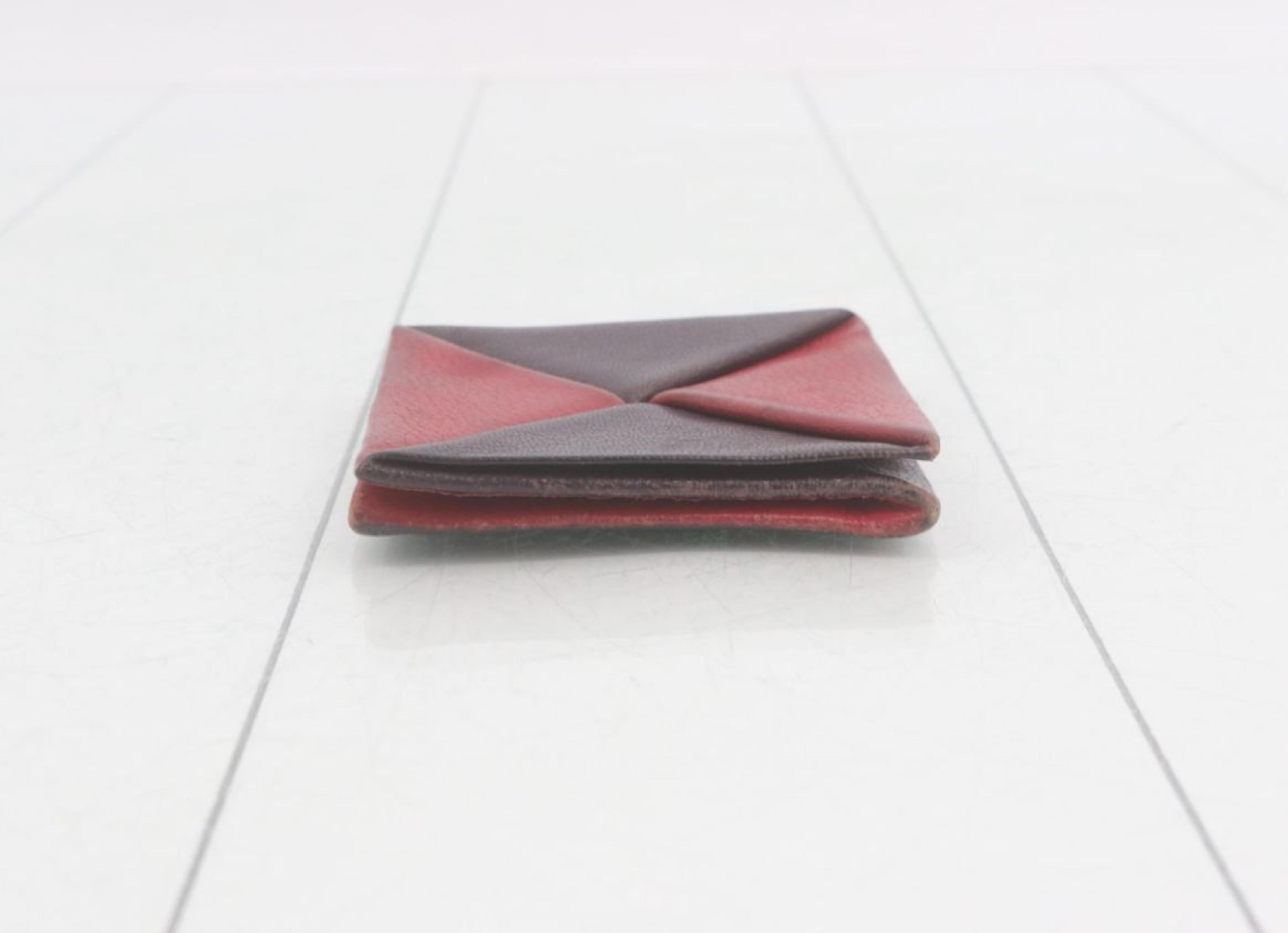 coin case — view 3