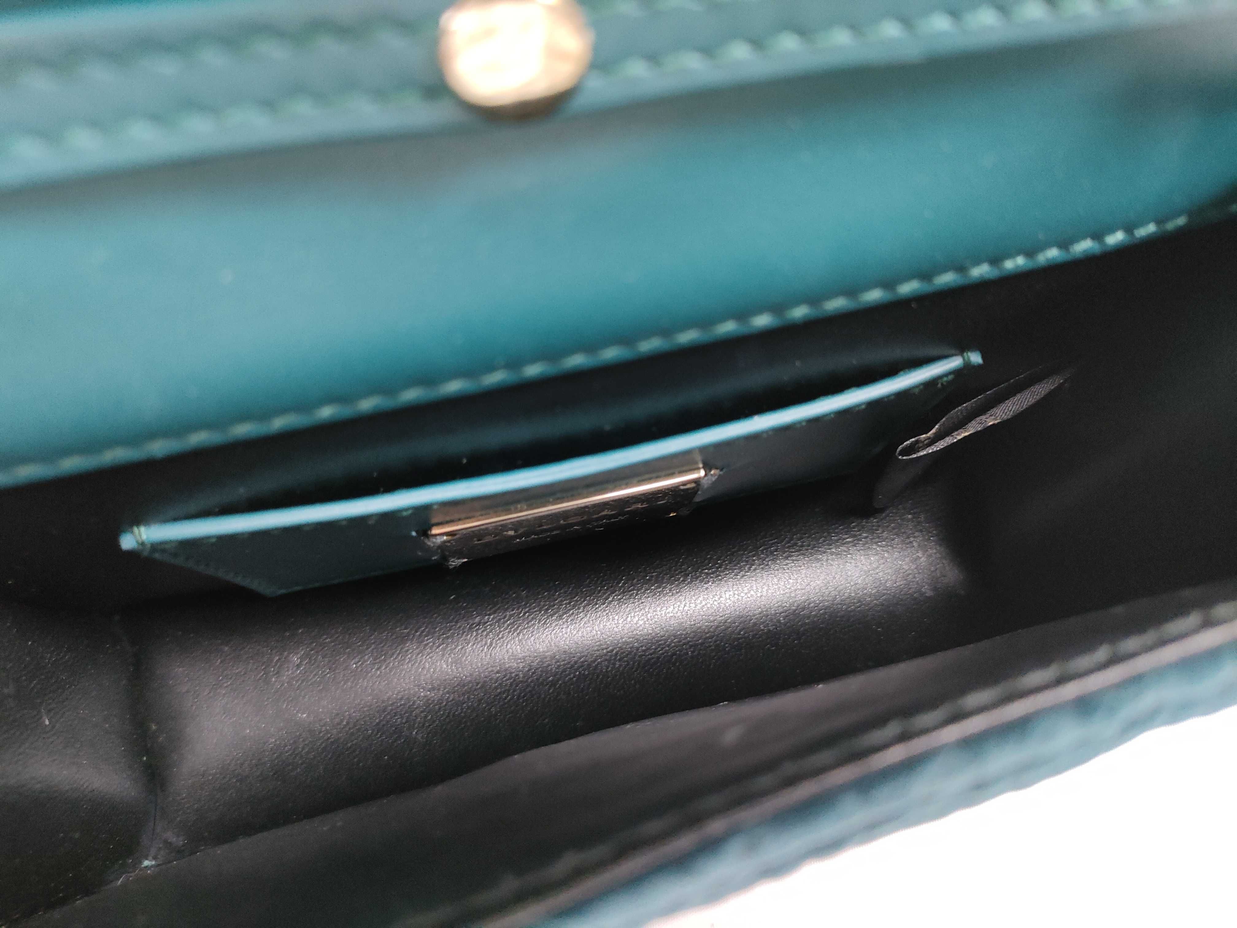 Serpenti Quilted Chain Shoulder Bag, Blue-Green x Ivory — view 10