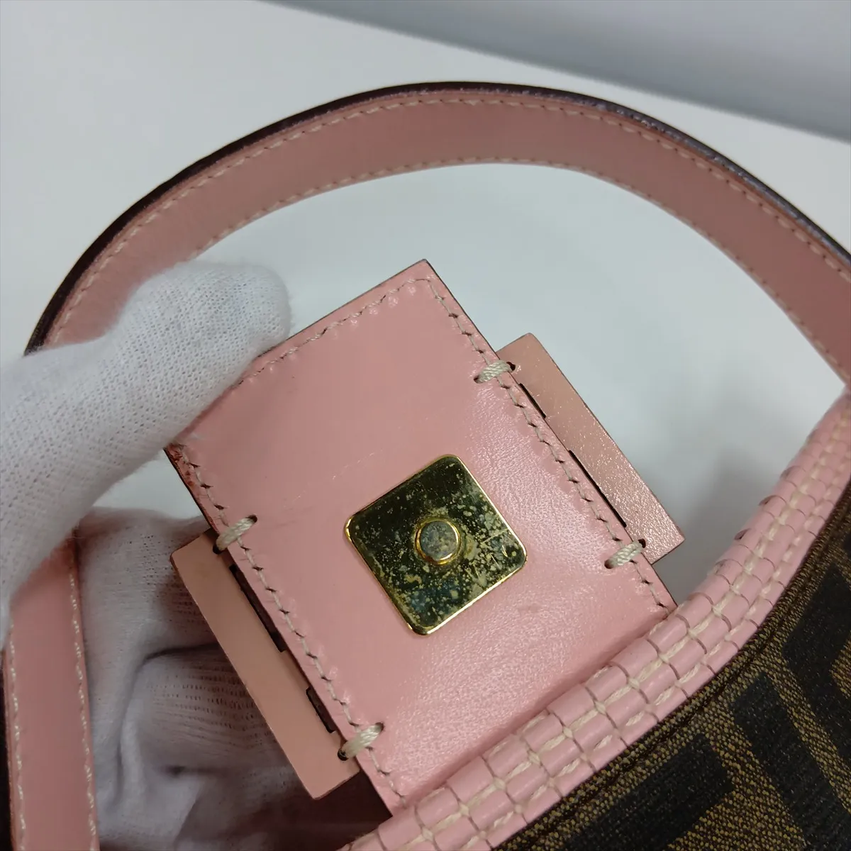 Mamma Bucket Leather Shoulder Bag, Pink, 8BR600 — view 10