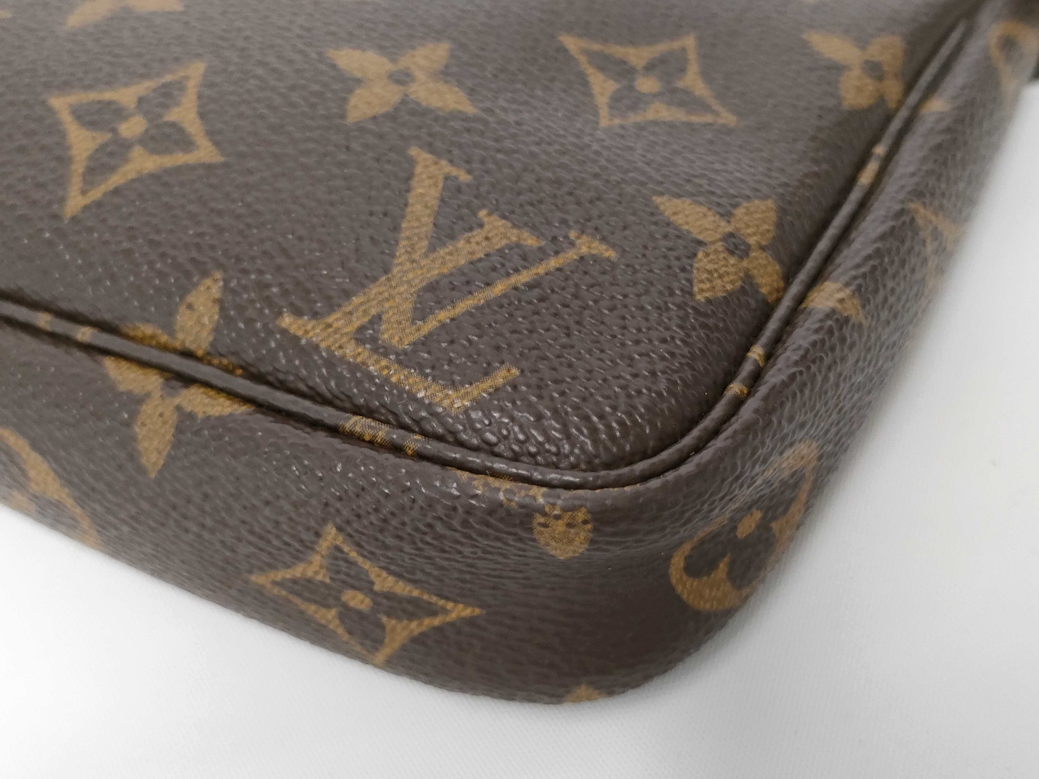 Monogram Pochette Accessoires M51980 Pouch — view 7