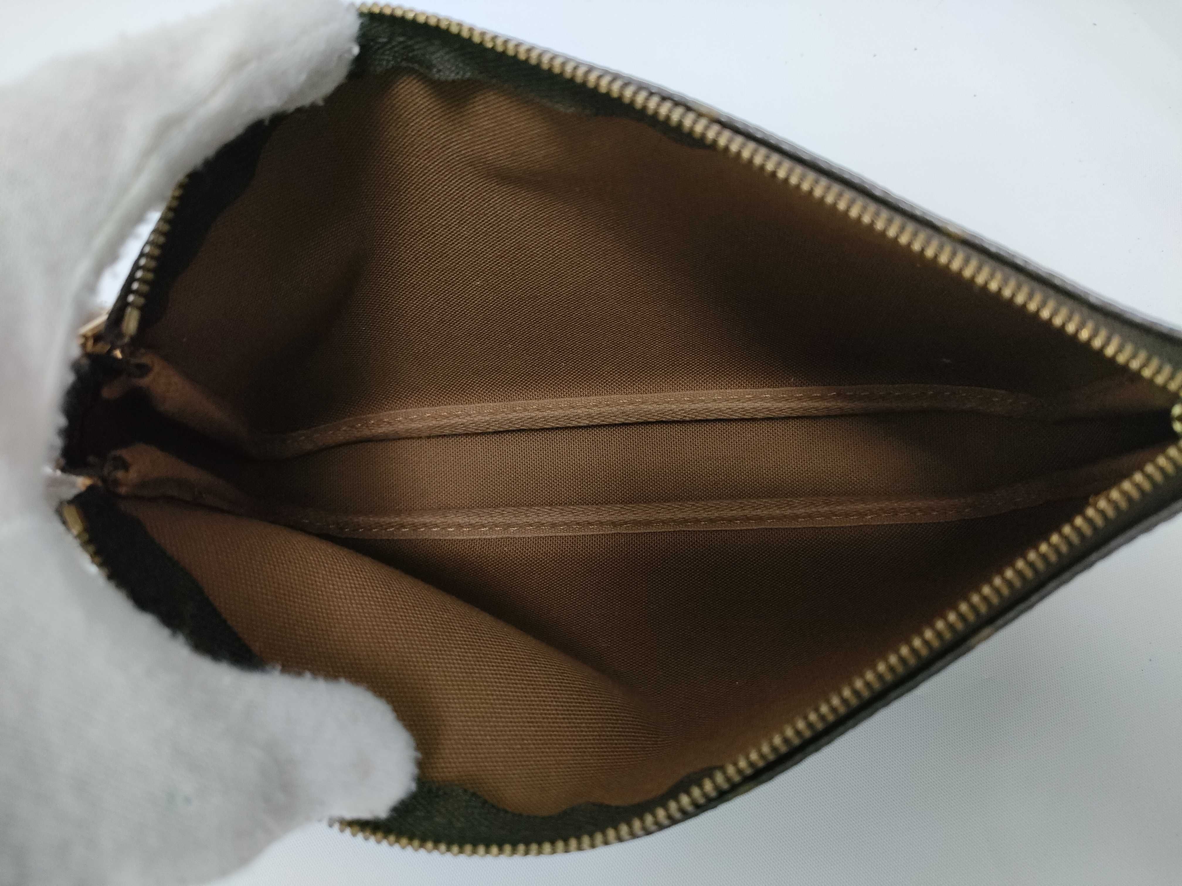 Monogram Pochette Accessoires M51980 Pouch — view 9