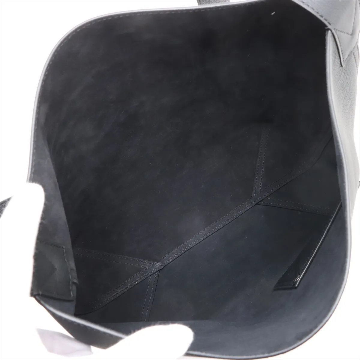 LV Touch Verso Tote M27022 Black RFID response — view 6