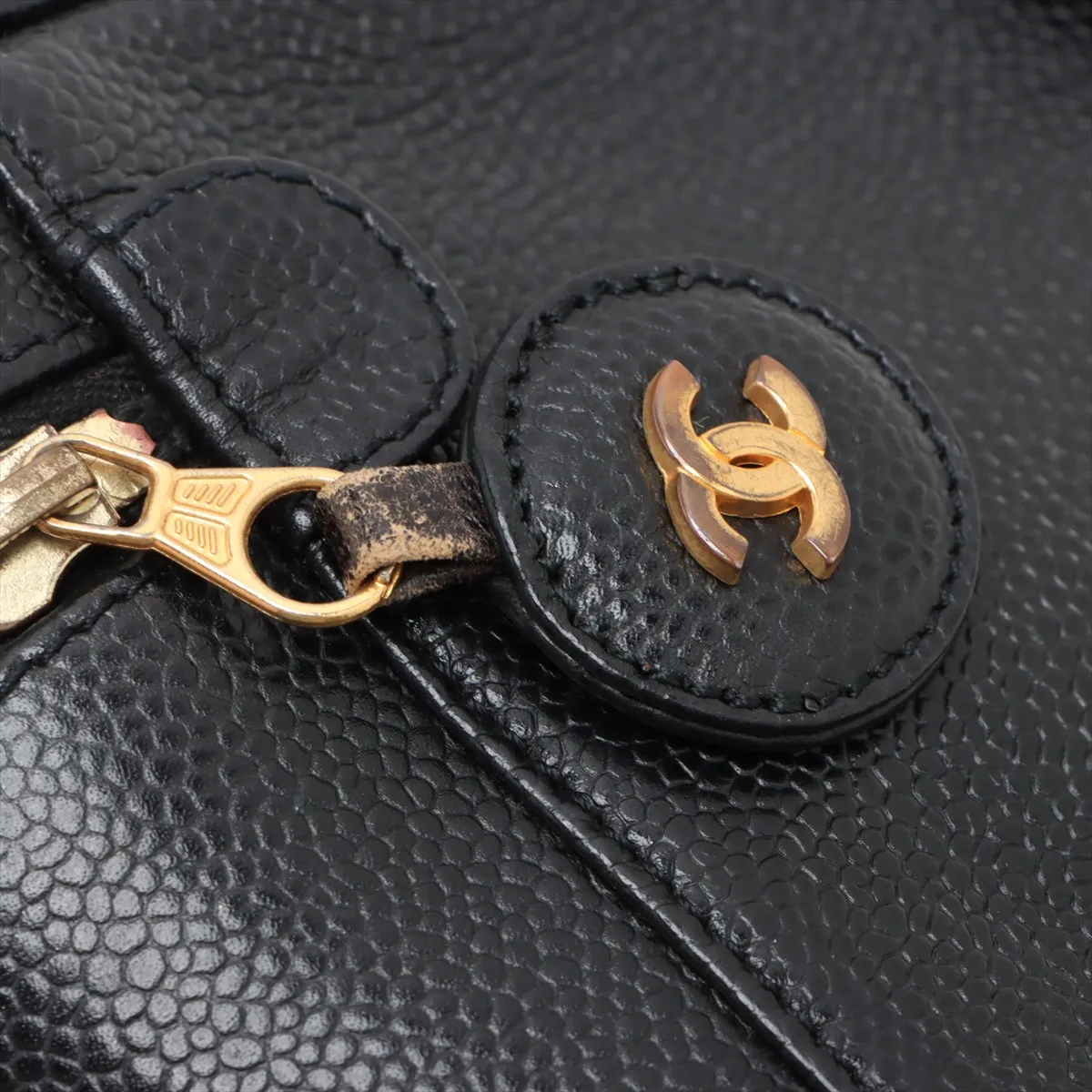 Cocomark caviar skin vanity bag black gold hardware — view 13