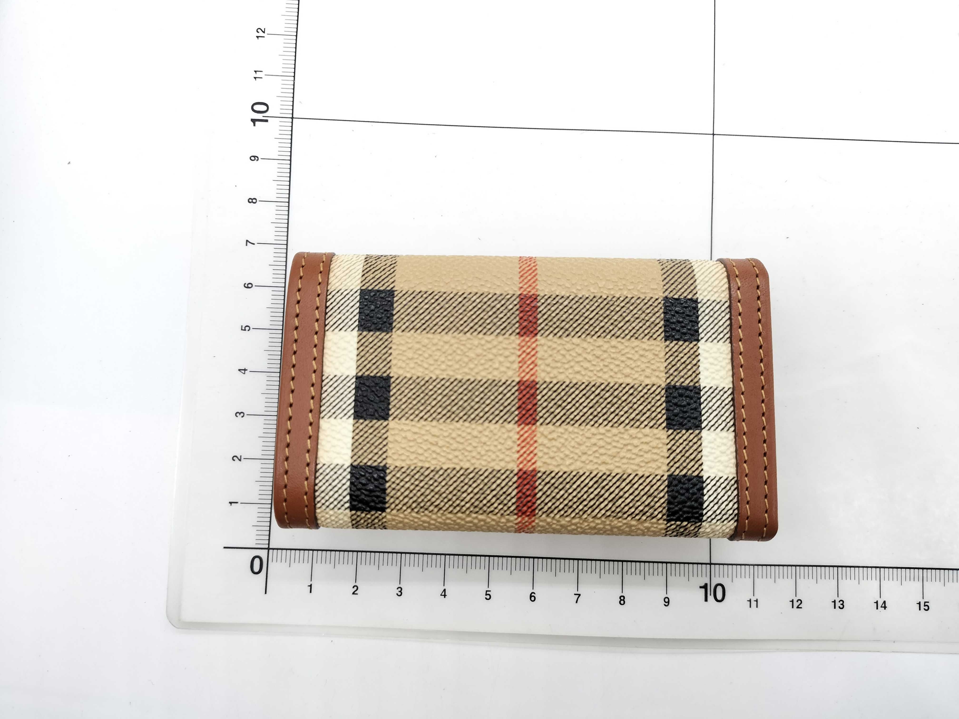 Checkered PVC 6-Key Case — view 2