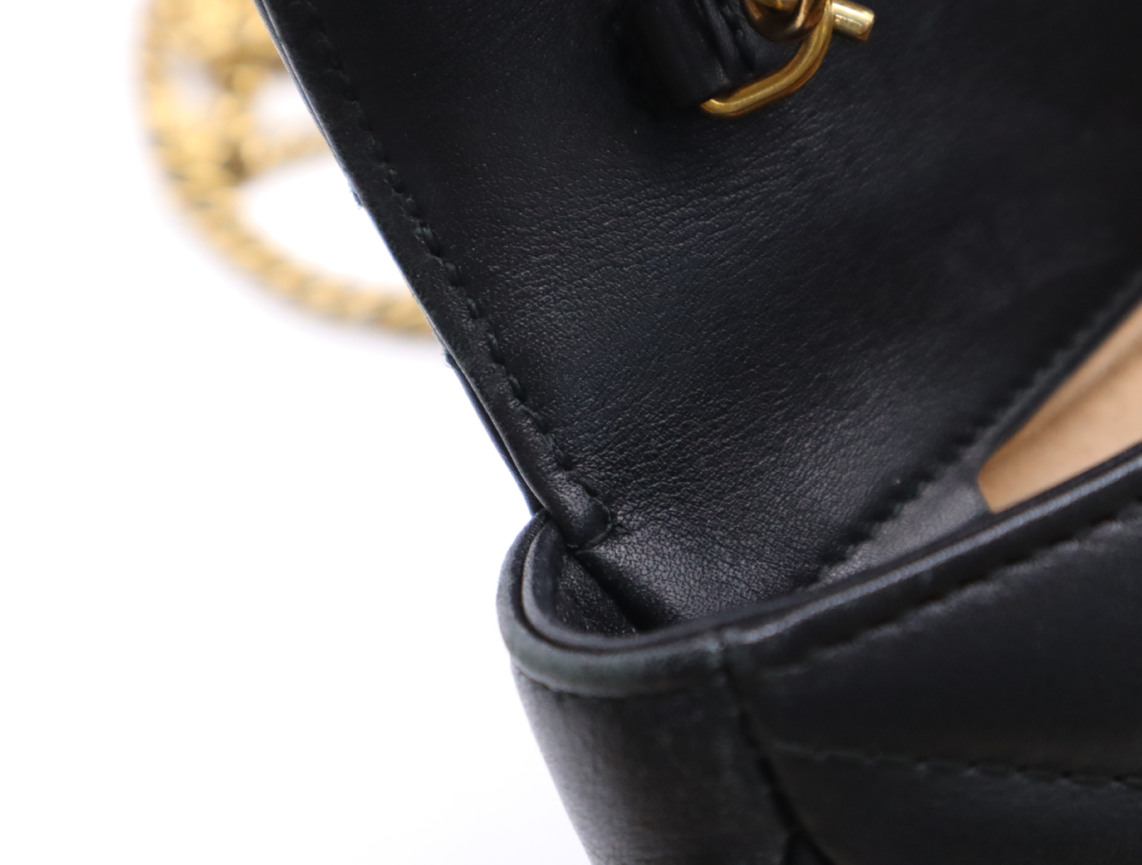 476433 Leather GG Marmont Quilted Super Mini Bag, Black with Gold Hardware, Comes with Dust Bag and Box, Shoulder Bag — view 13