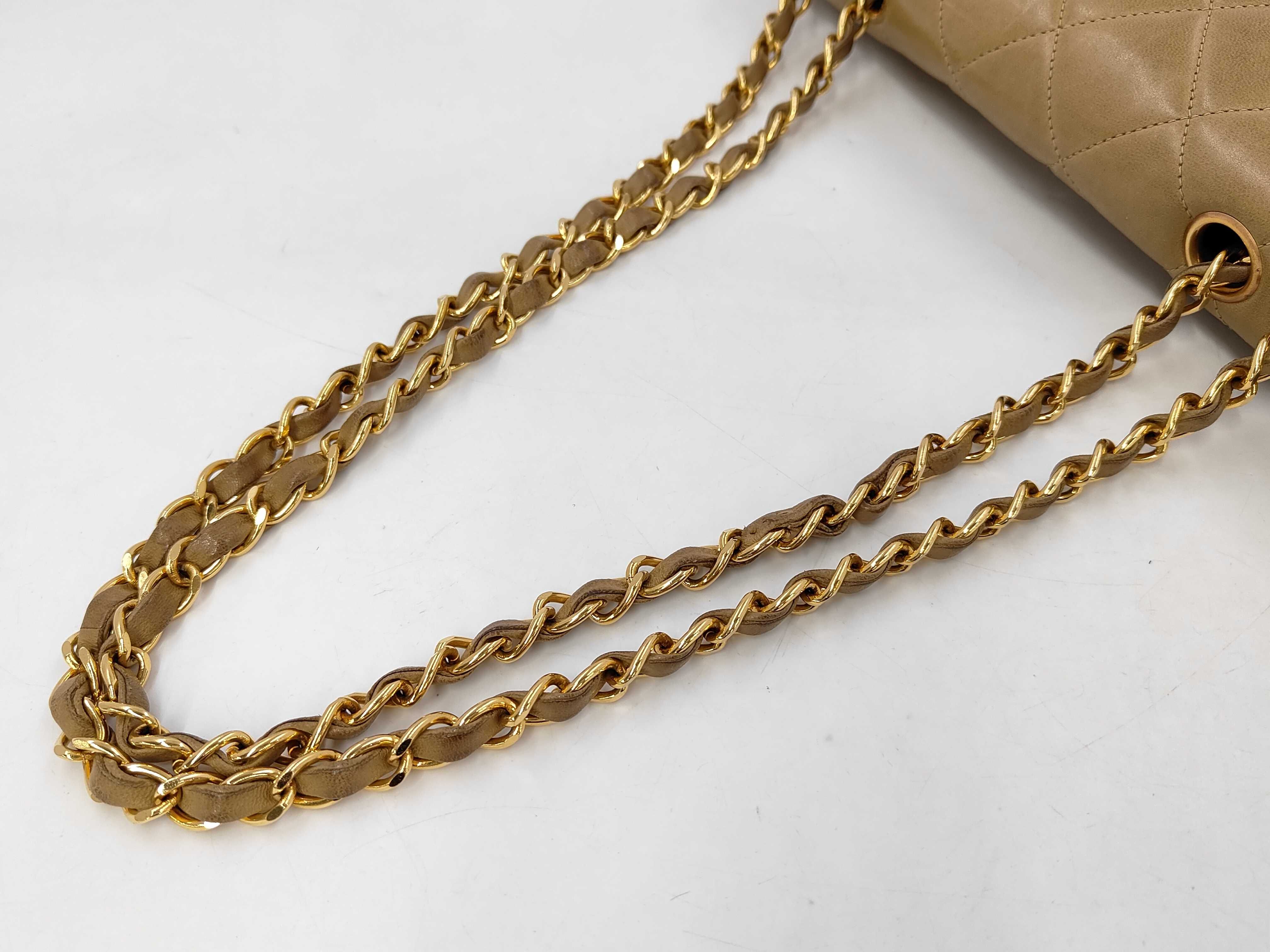Matelassé 25 Double Chain Shoulder Bag, No. 3 (Shoulder Bag) — view 3