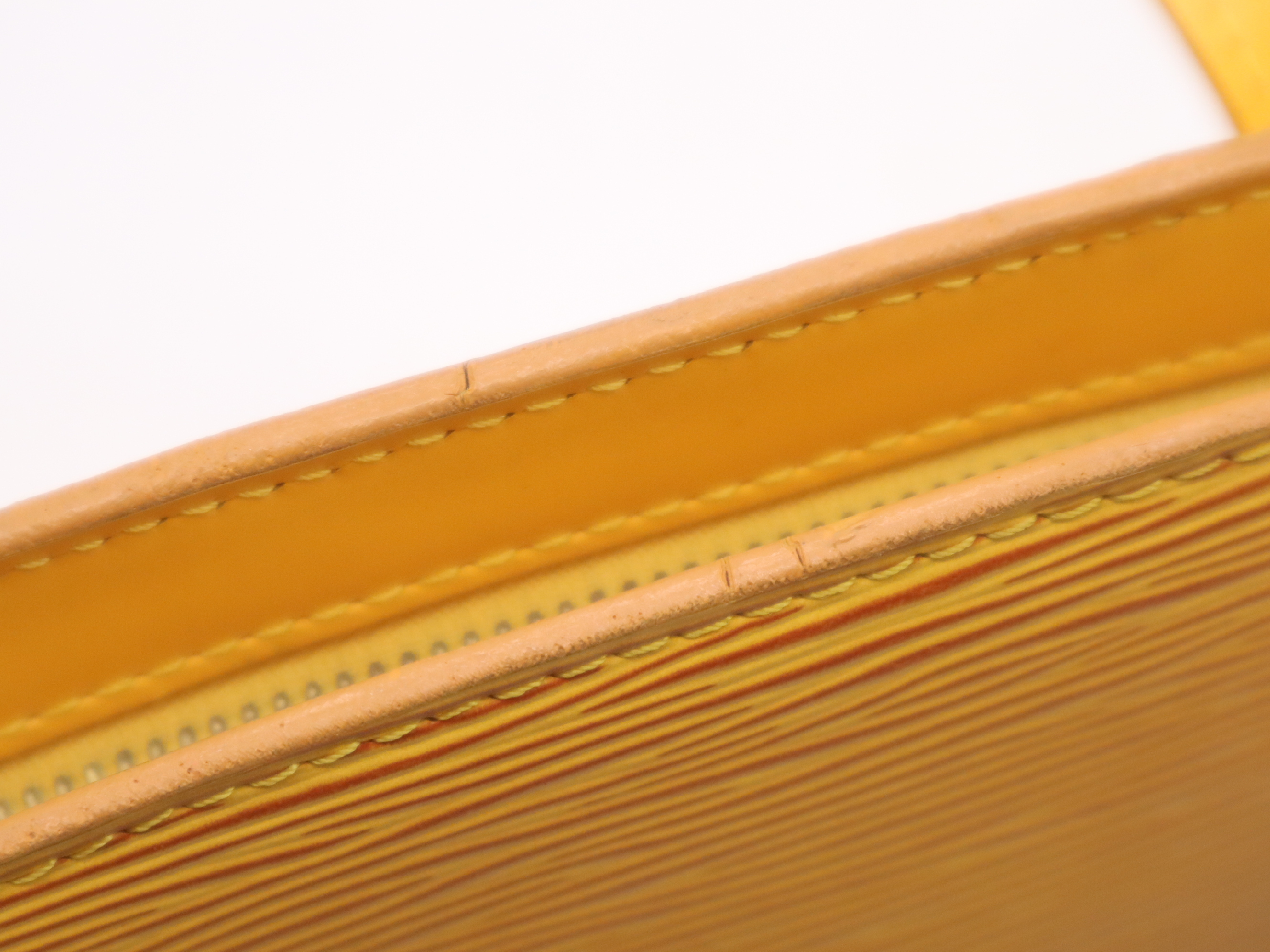 M52279 Epi Saint Jacques Tassili Yellow Handbag — view 10