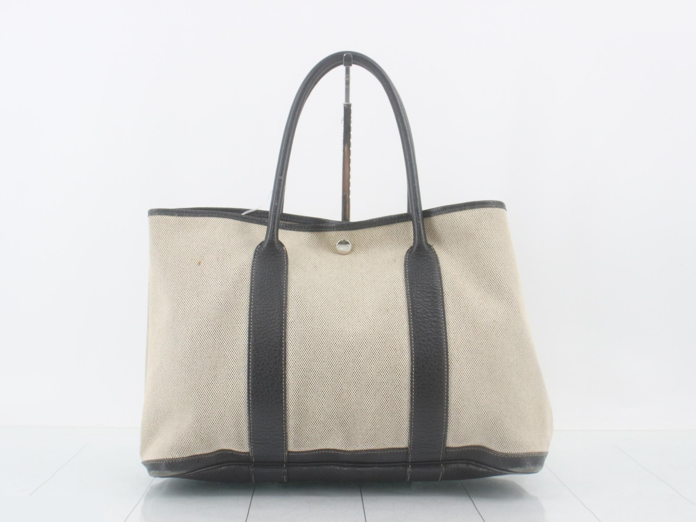 handbag — view 2