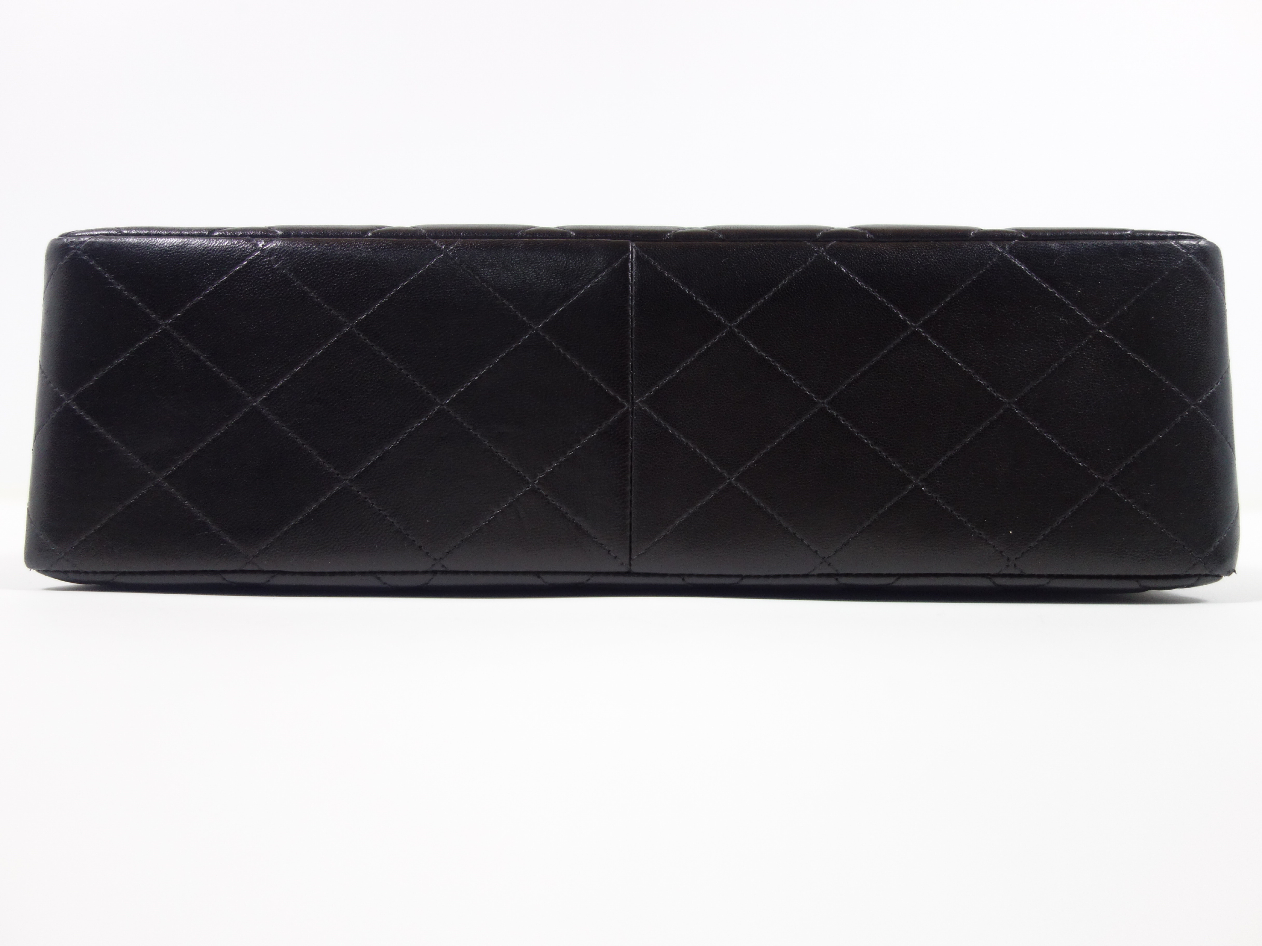 Matelassé Jumbo W30 Shoulder Bag — view 4