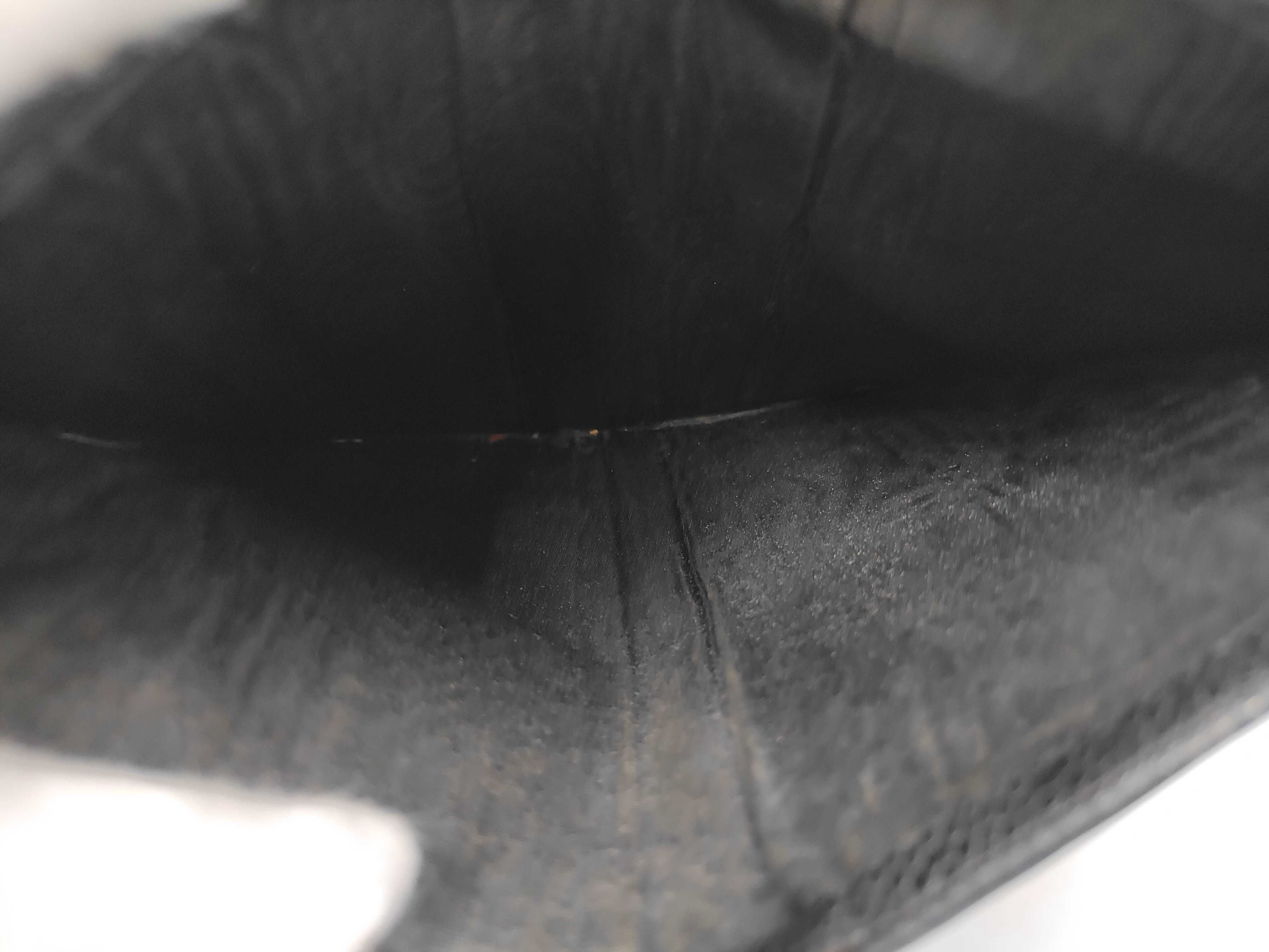 Caviar Skin Long Wallet — view 12
