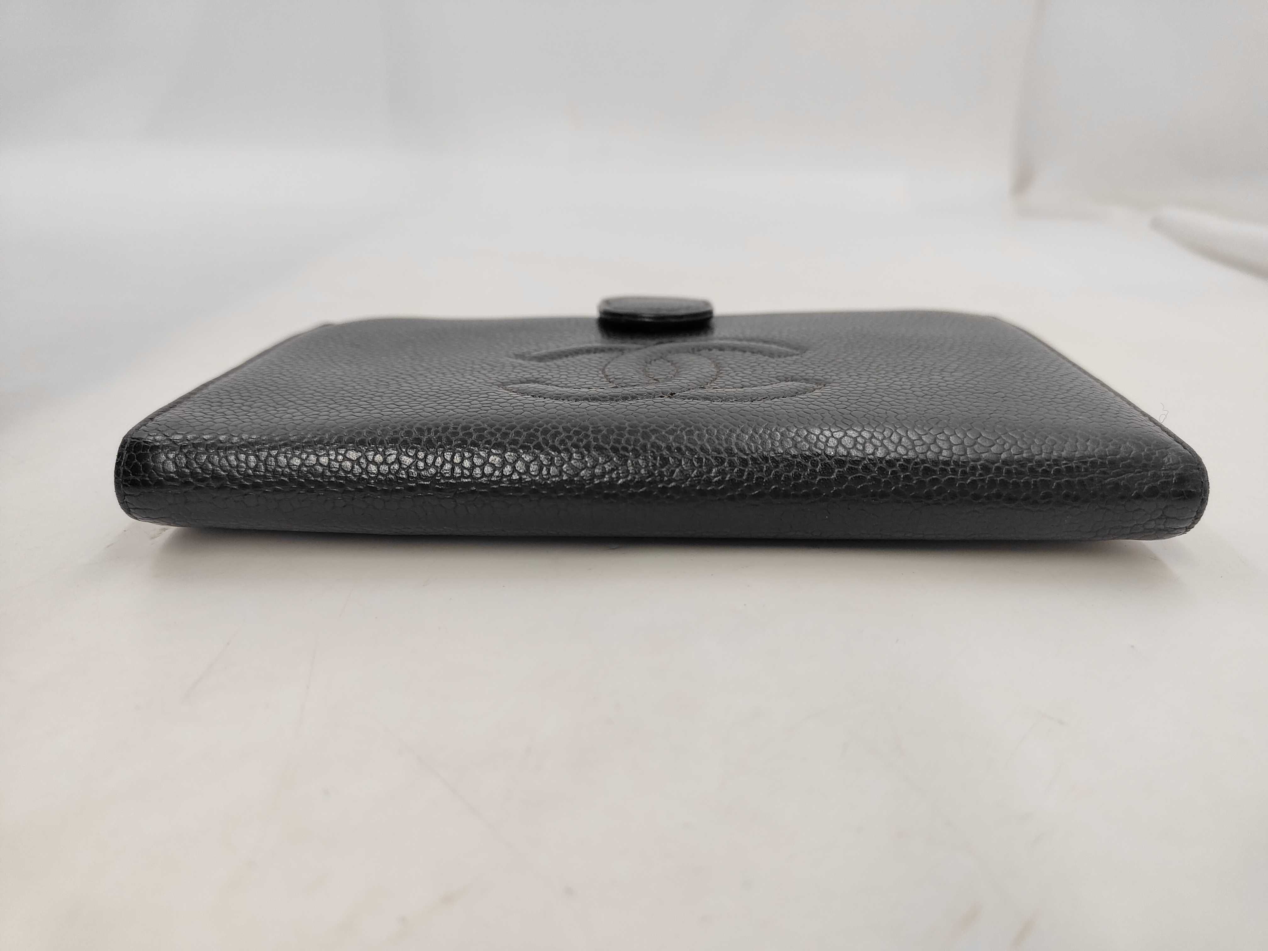 Caviar Skin Long Wallet — view 3