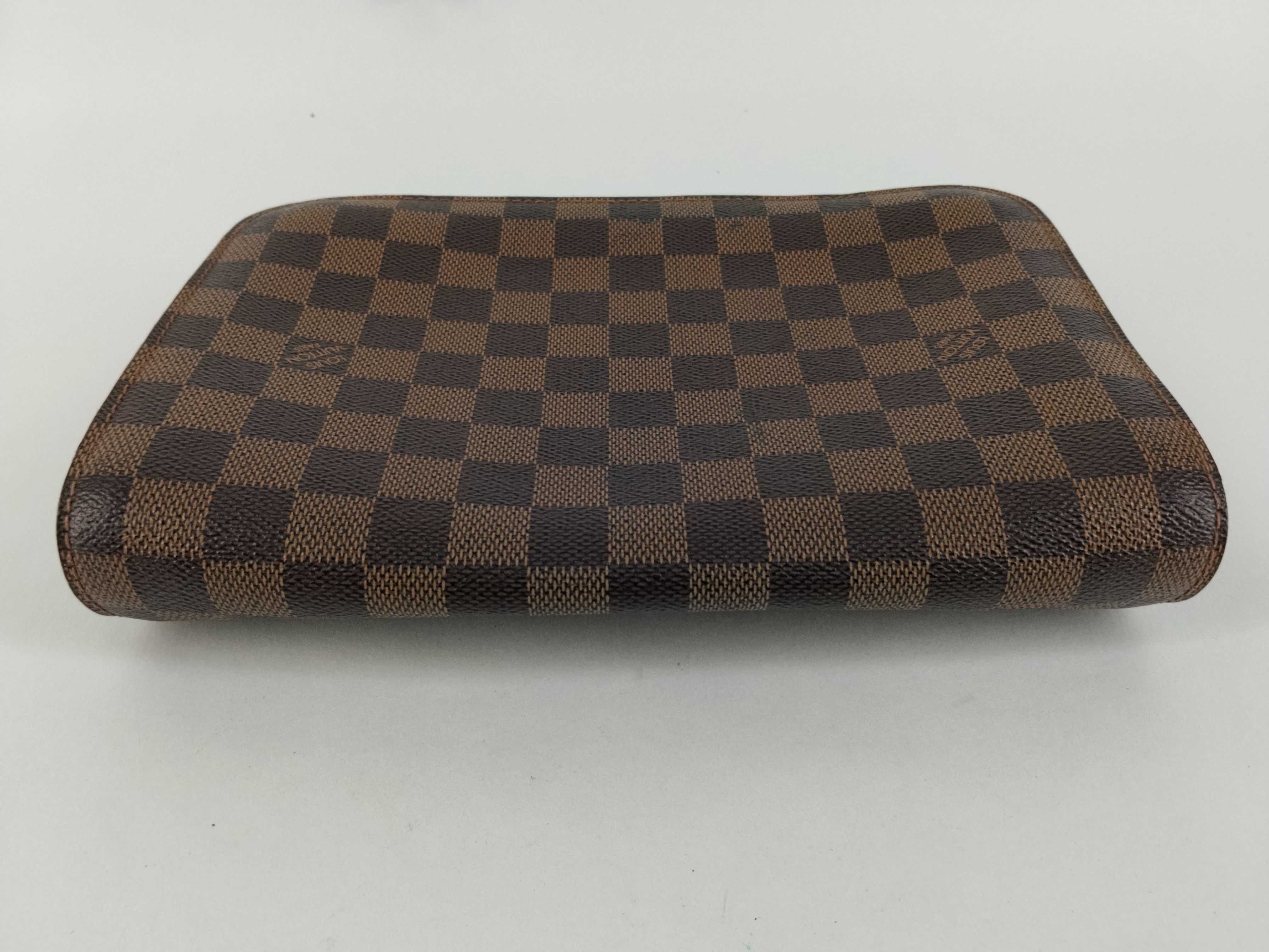 Damier Louis Vuitton Saint Louis Second Bag — view 4