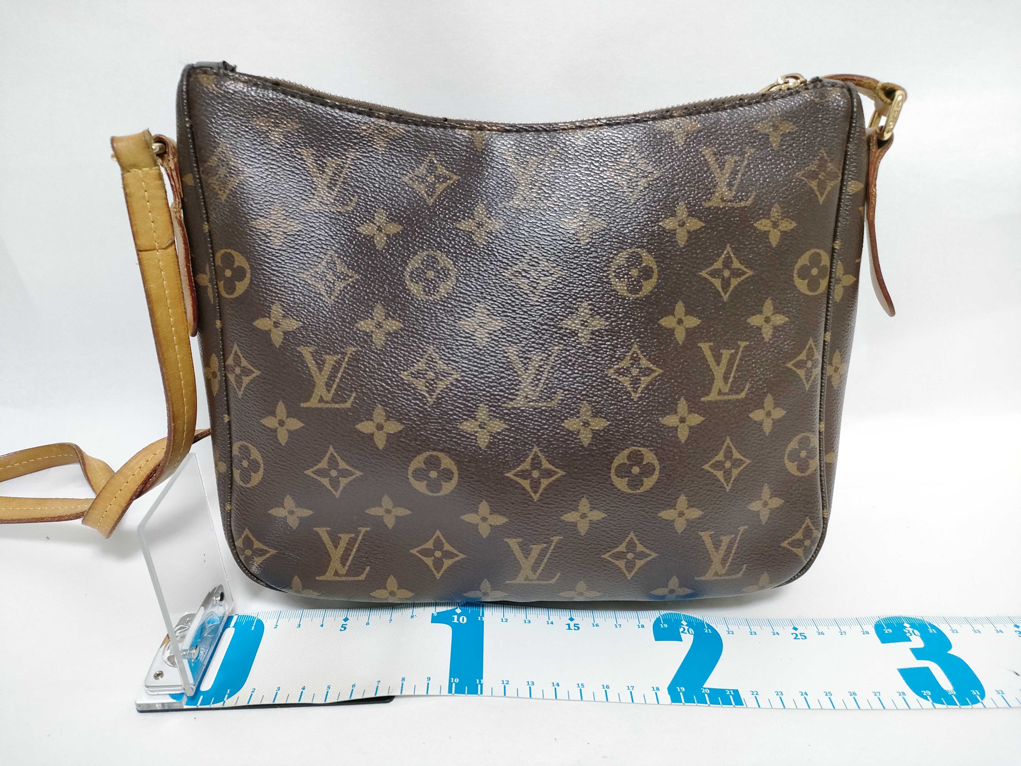 Monogram Louis Vuitton Shoulder Bag Mavion M41679 Shoulder Bag — view 2